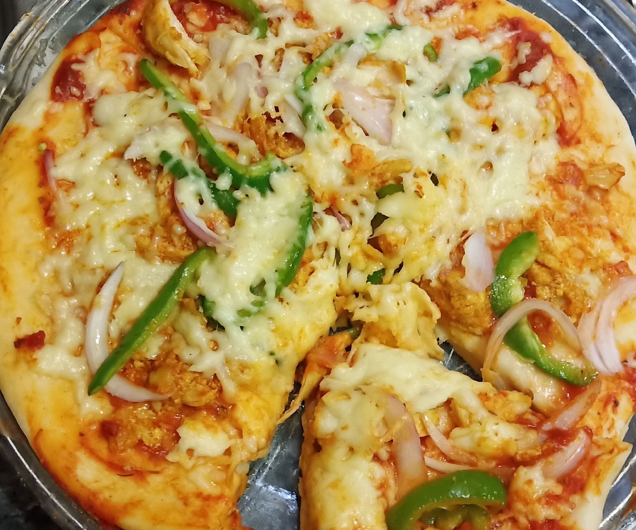Pizza Hut's Chicken Tikka Flavoured Pizza