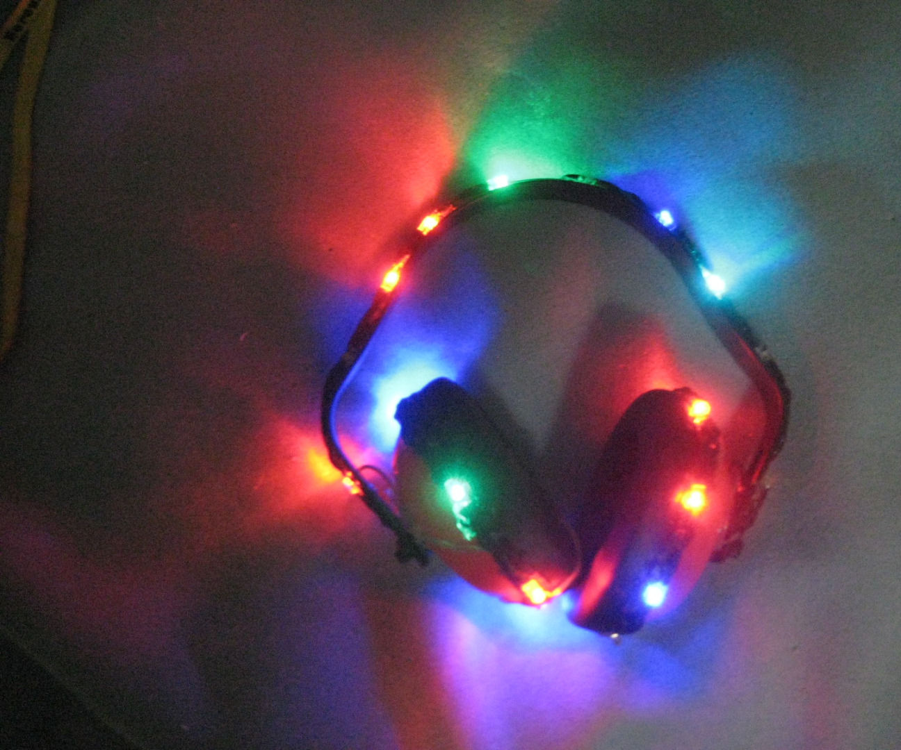 LED HEARING PROTECTION EARMUFFS