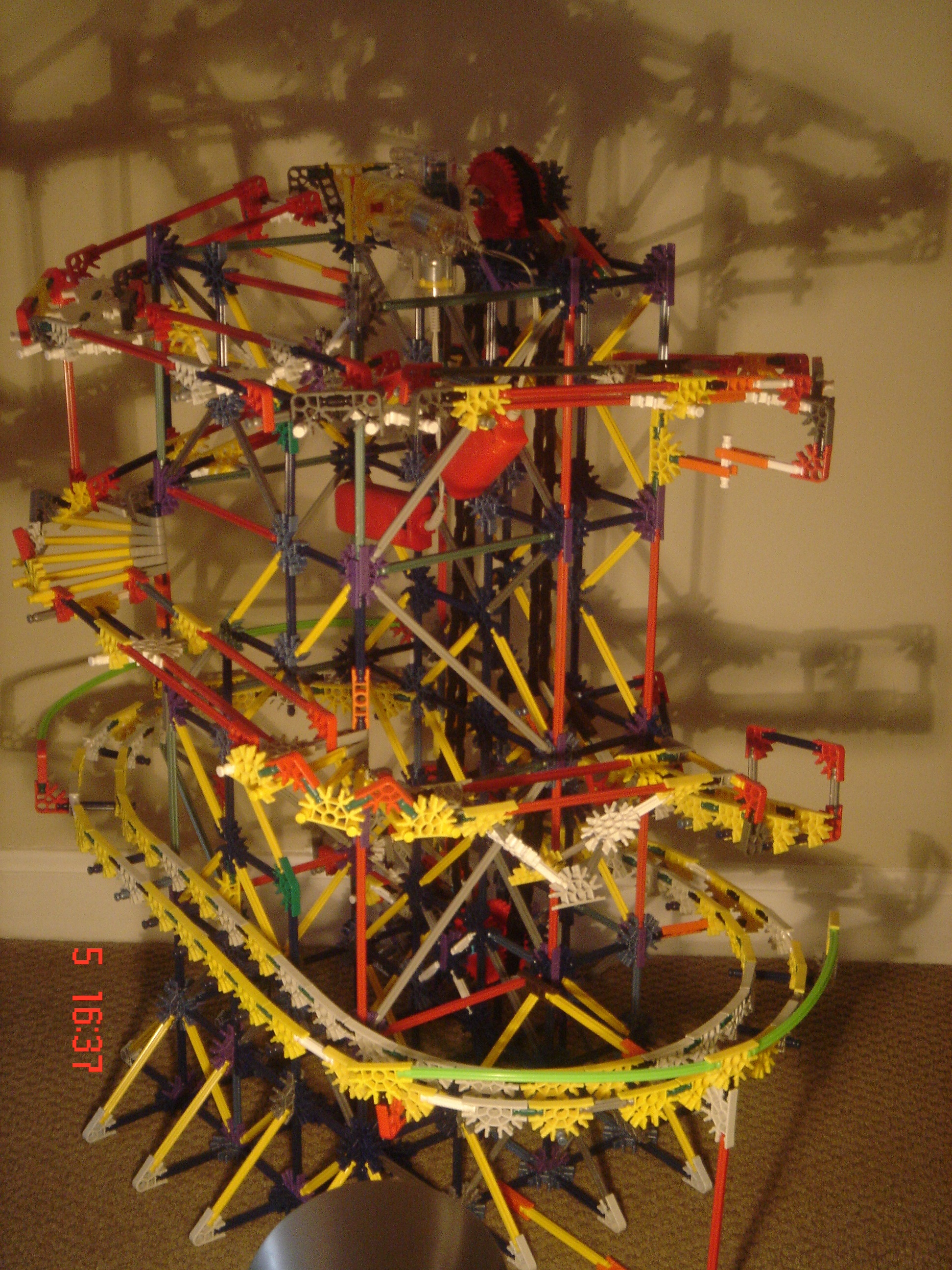 Project IMMEUBLE K'nex Ball Machine