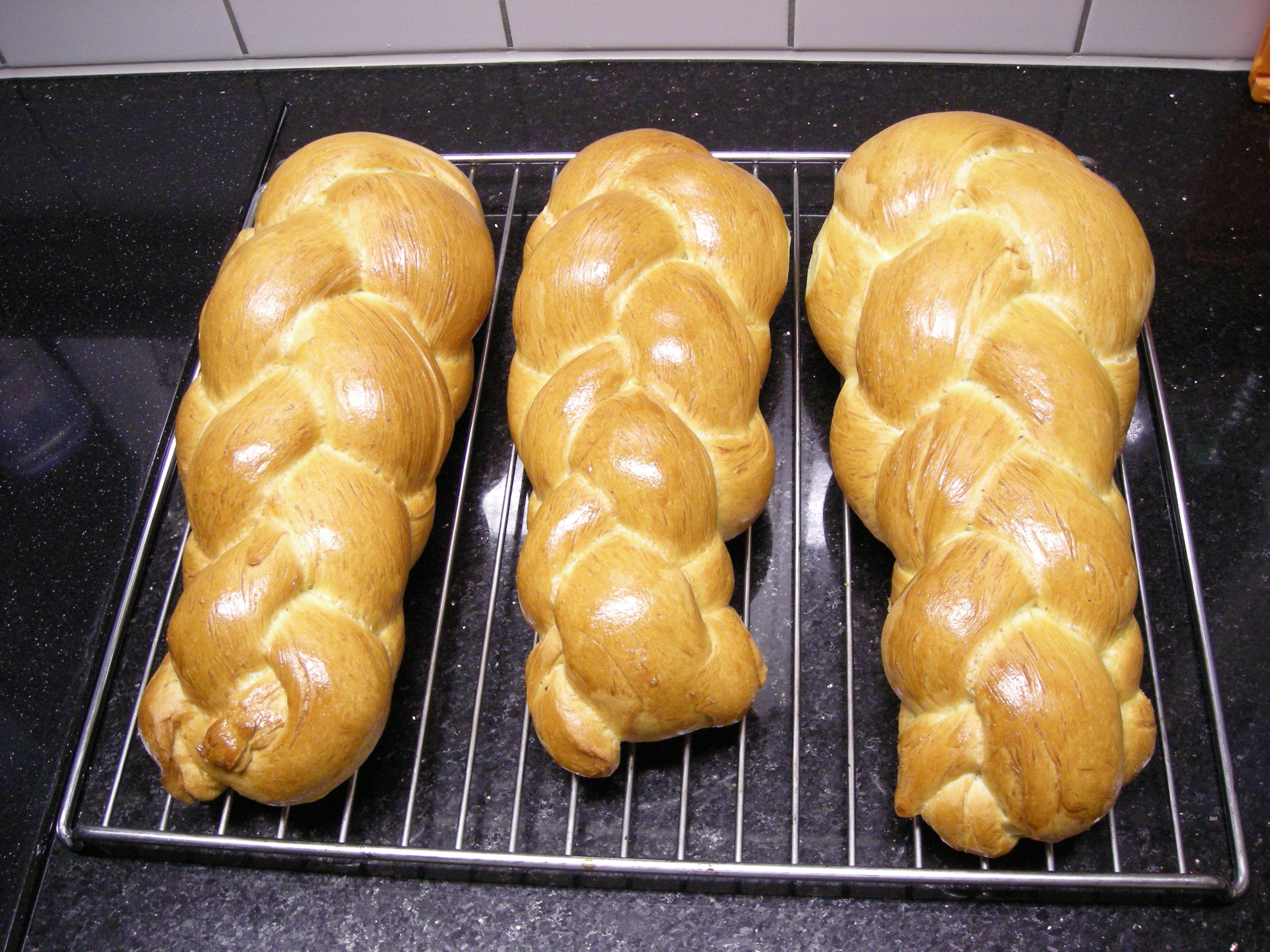 How to make a Braid "Butterzopf" or Challah