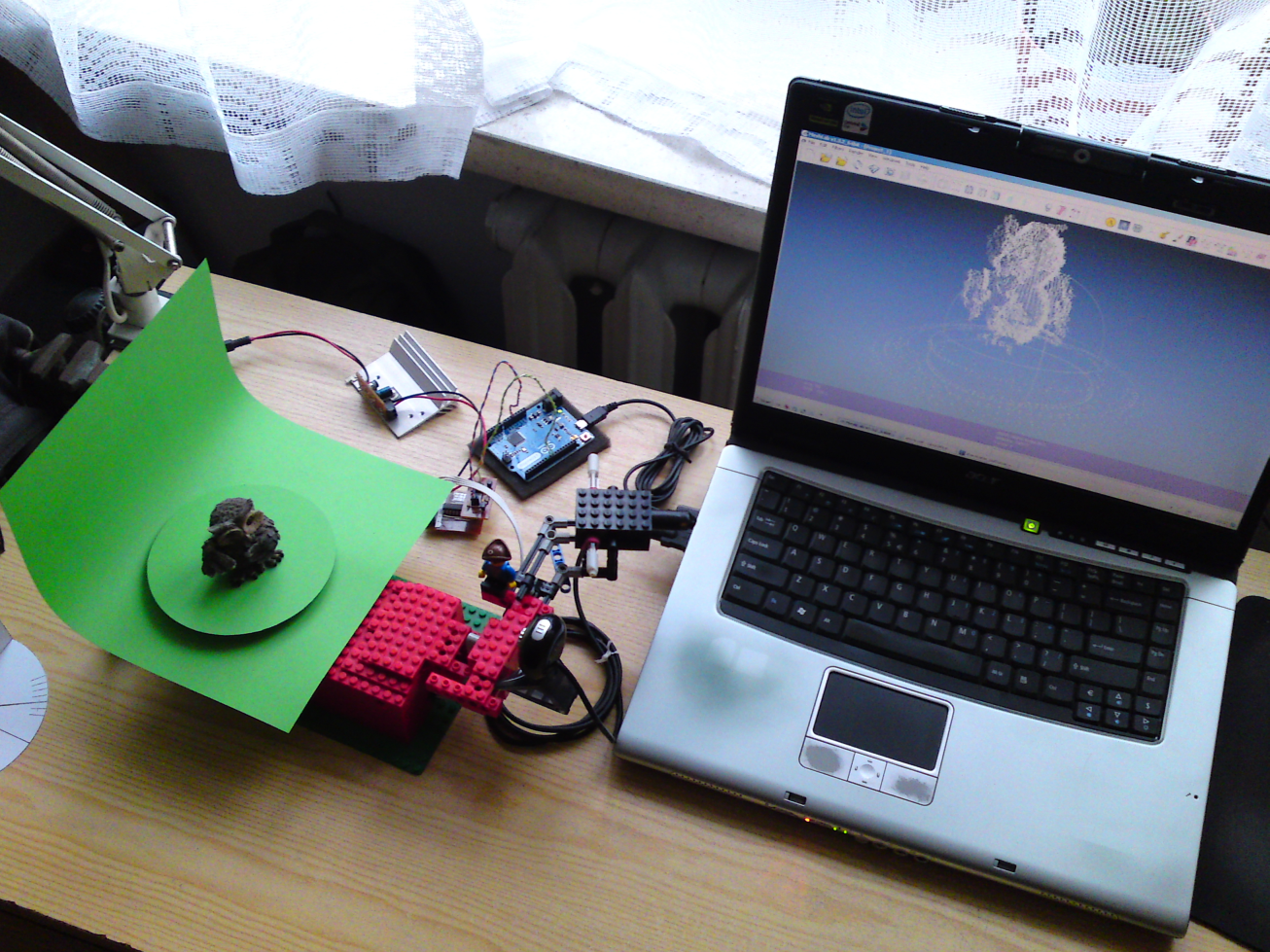 Let's Cook: 3D Scanner Based on Arduino and Processing