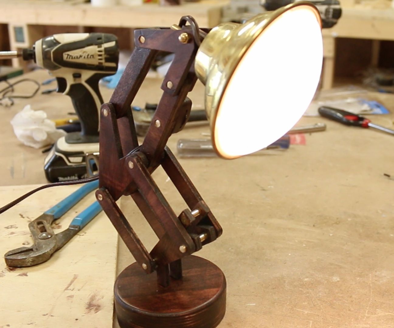 DIY Luxo Jr. Lamp (Pixar Inspired)