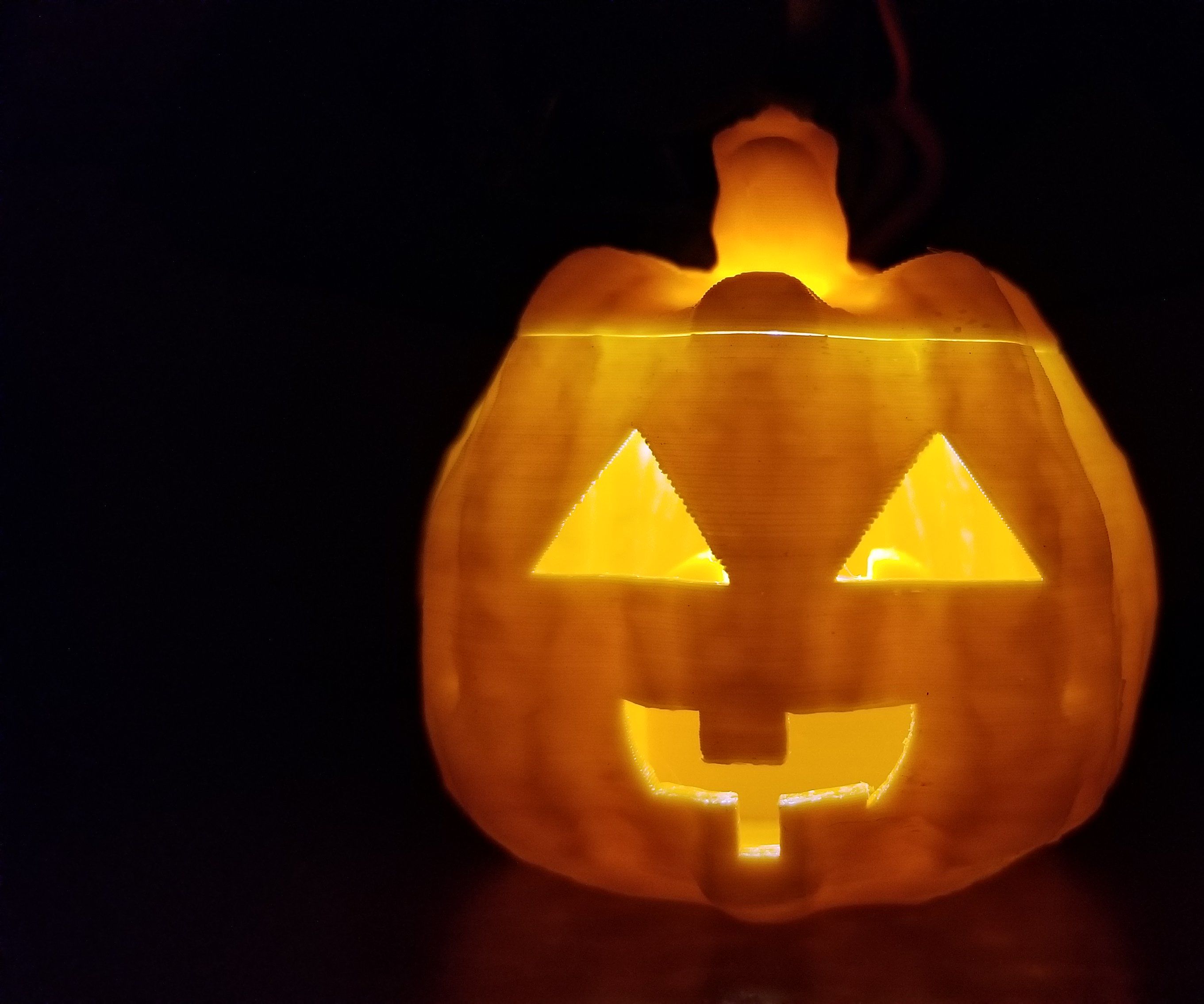 3D Printed Customizable Jack O'Lantern W/ Tinkercad