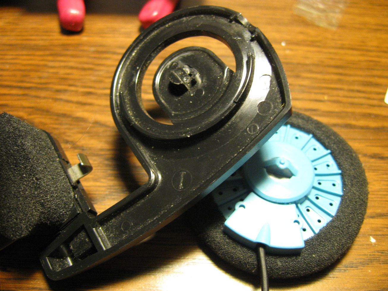 Fixing broken Koss Porta Pro headphone speaker
