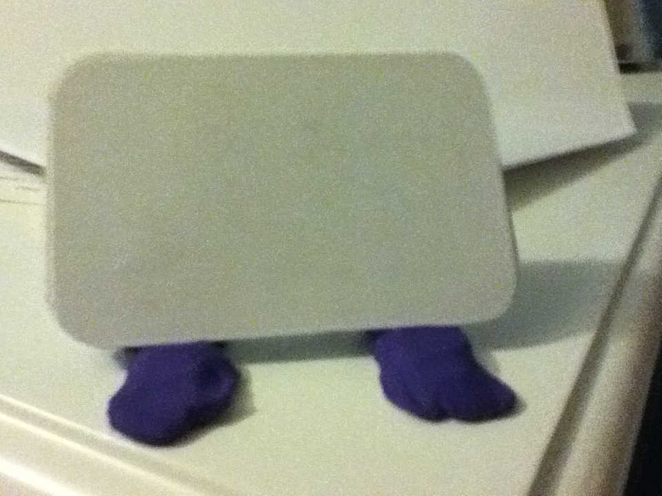 Easy iPod Touch Stand