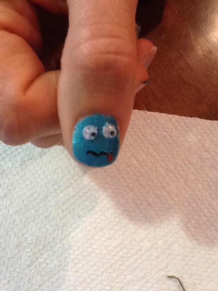 Googly Eye Nail Art