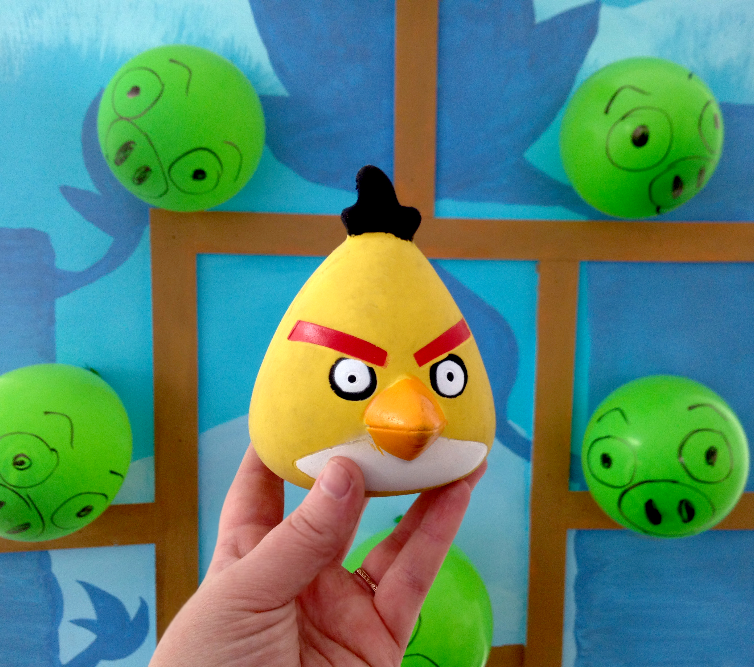 Angry Birds Carnival Game