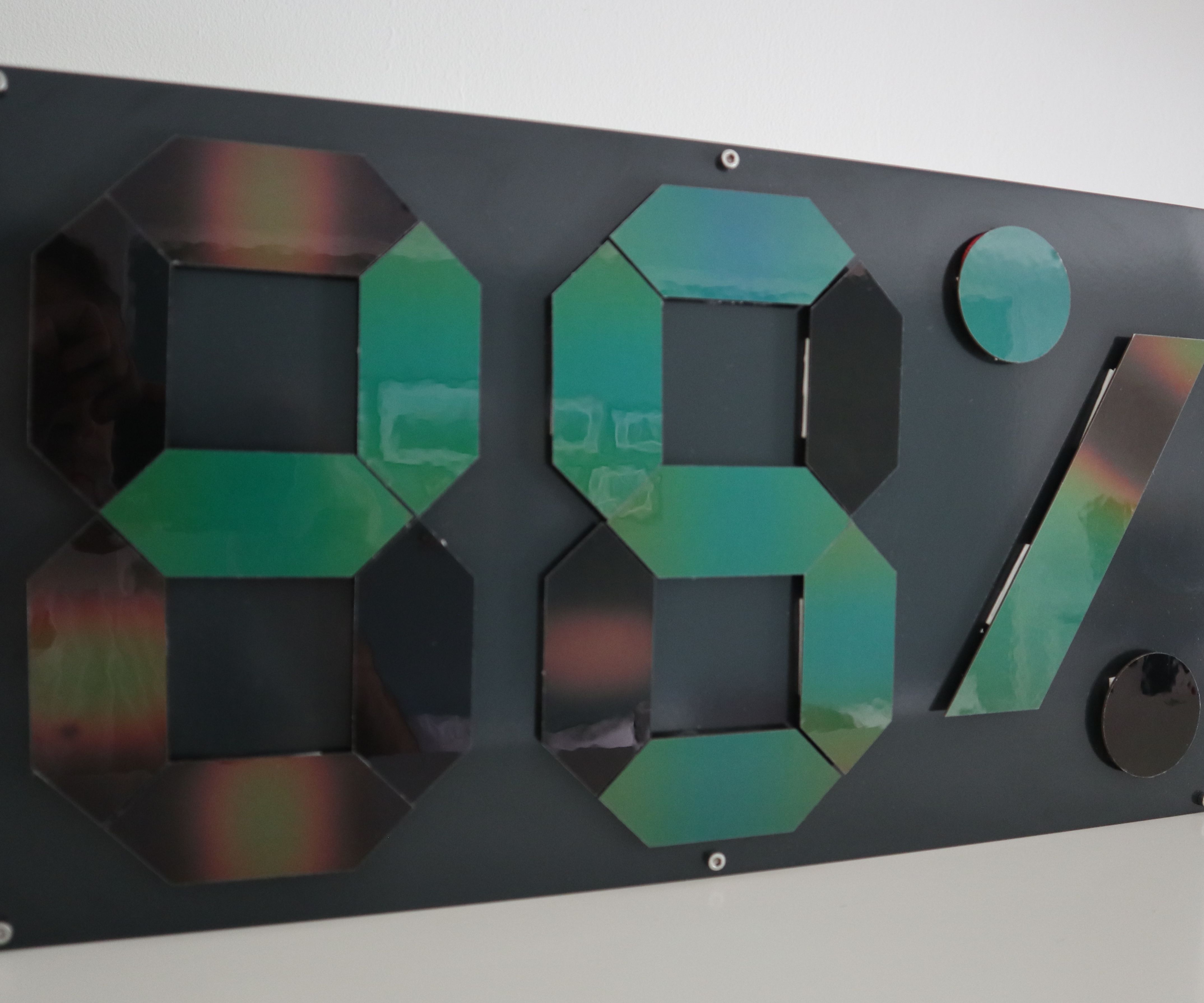 Thermochromic Temperature & Humidity Display
