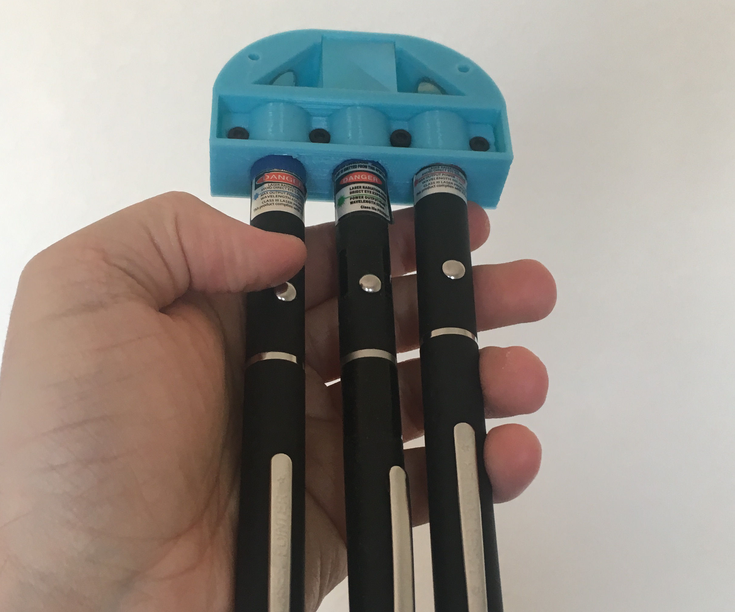Triple-Barrel Pocket Laser Pointer From a Recycled Prism Cube