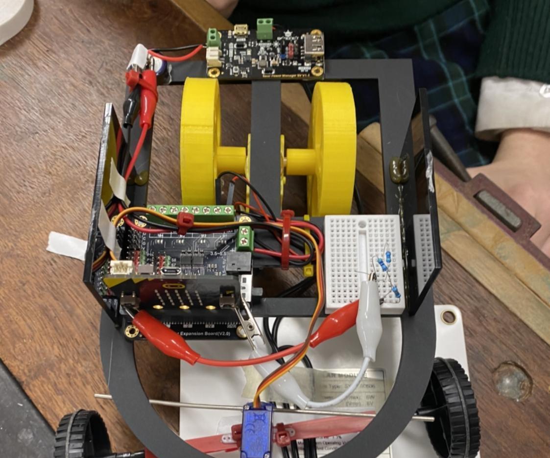 Solar Powered Car With Micro:Bit