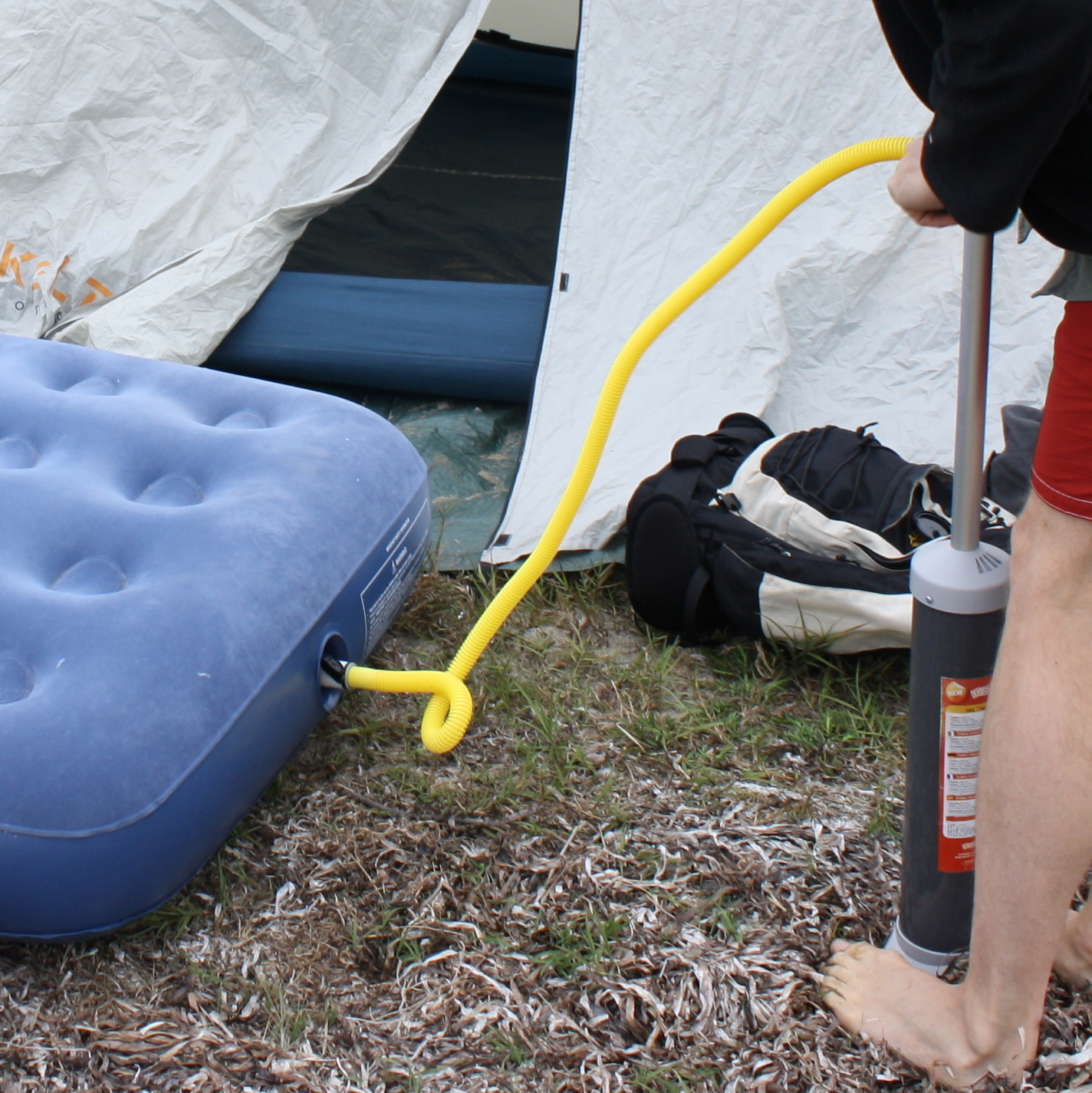 Inflatable Bed to Stand-Up Paddle Board Pump Adapter