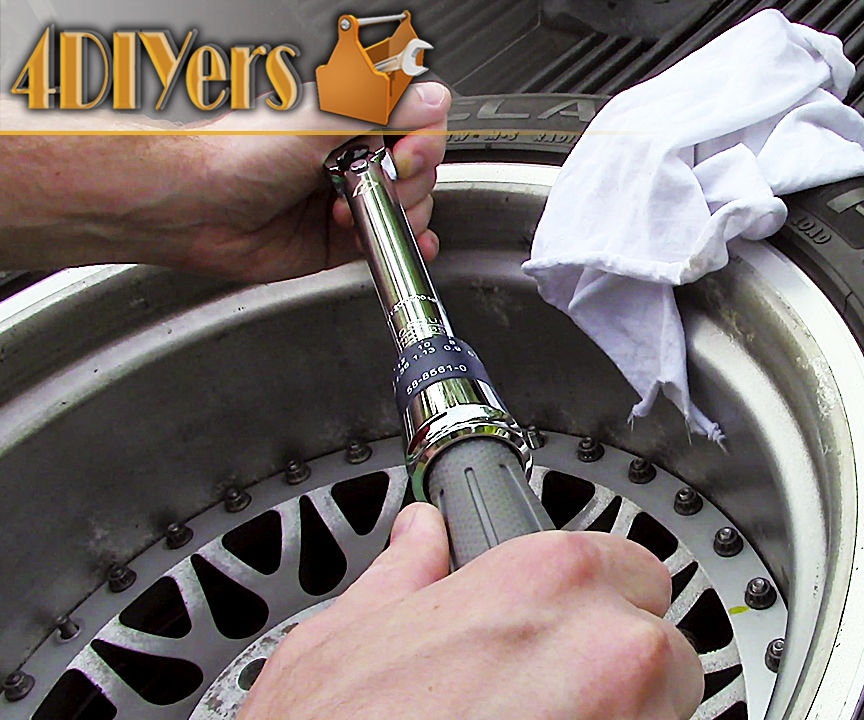 How to Properly Use a Torque Wrench