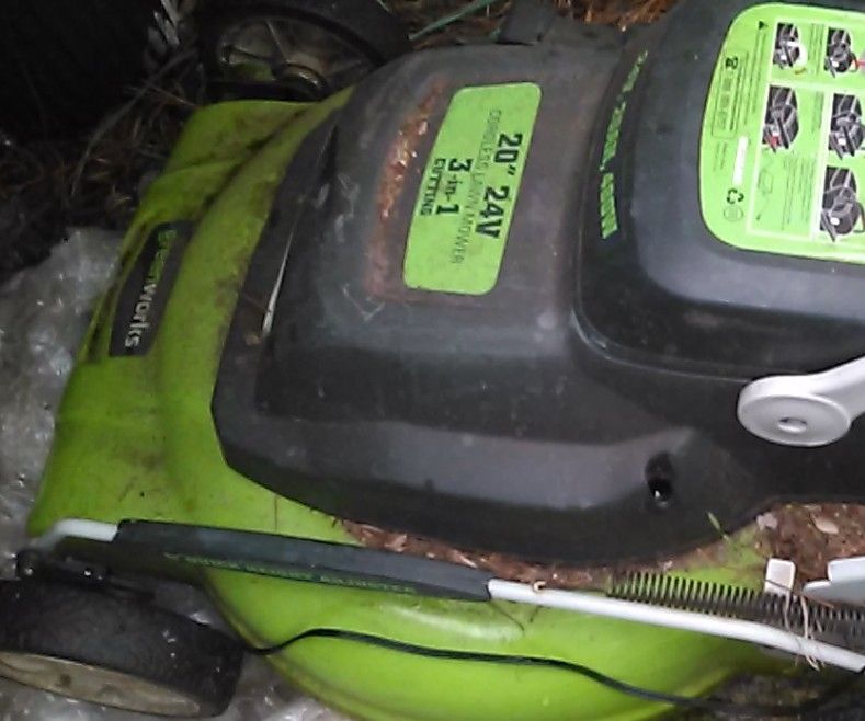 Mow Your Lawn by the Power of the Sun
