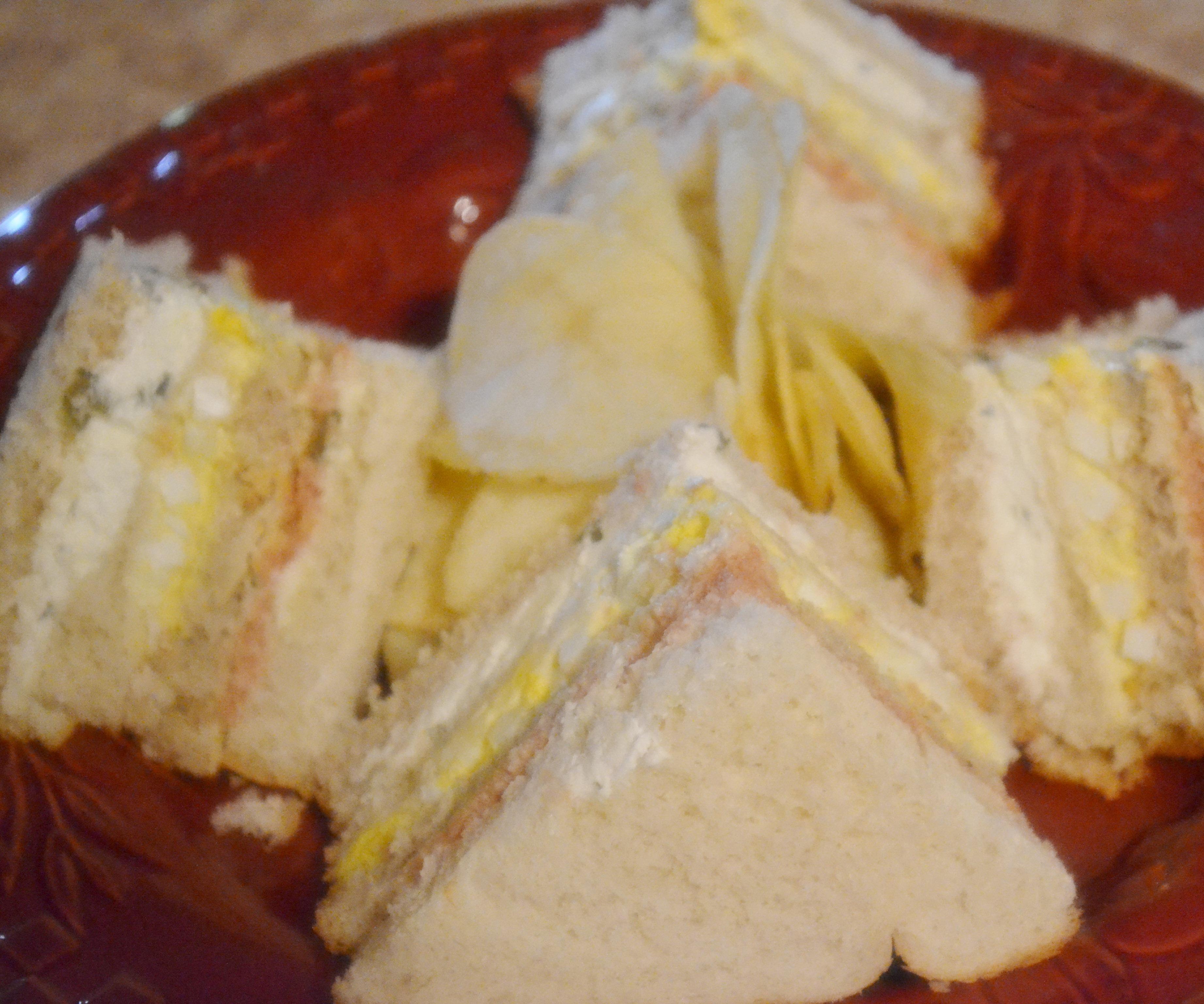 HOW TO MAKE a CHEESY TRIPLE LAYER DAGWOOD SANDWICH