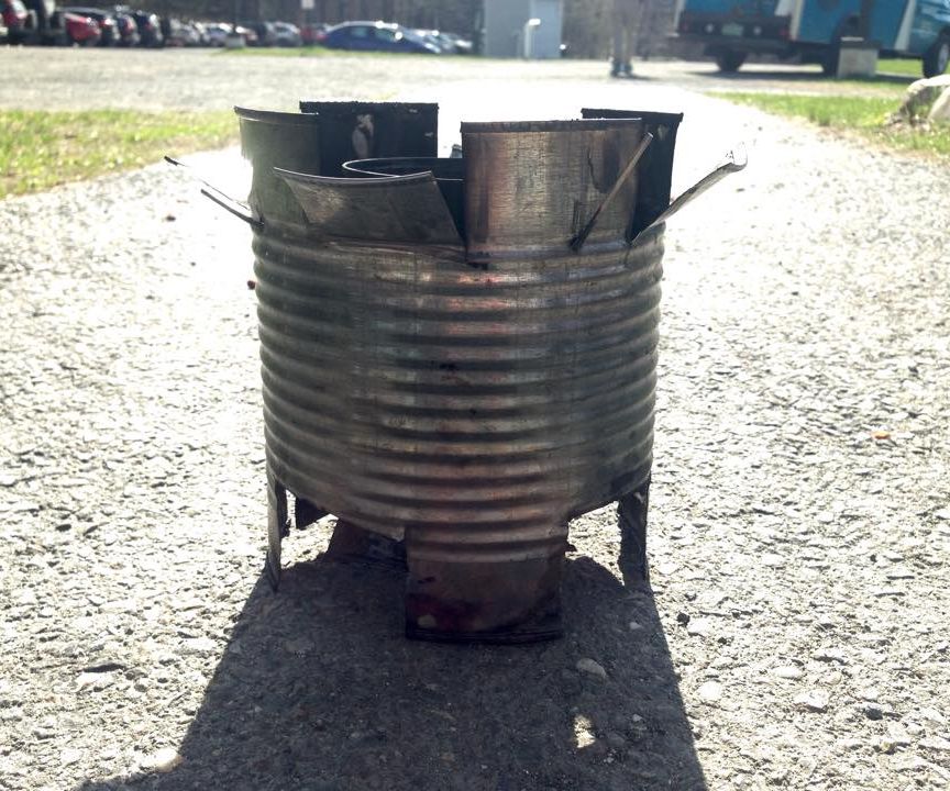 How to build an Amazing Hobo Stove