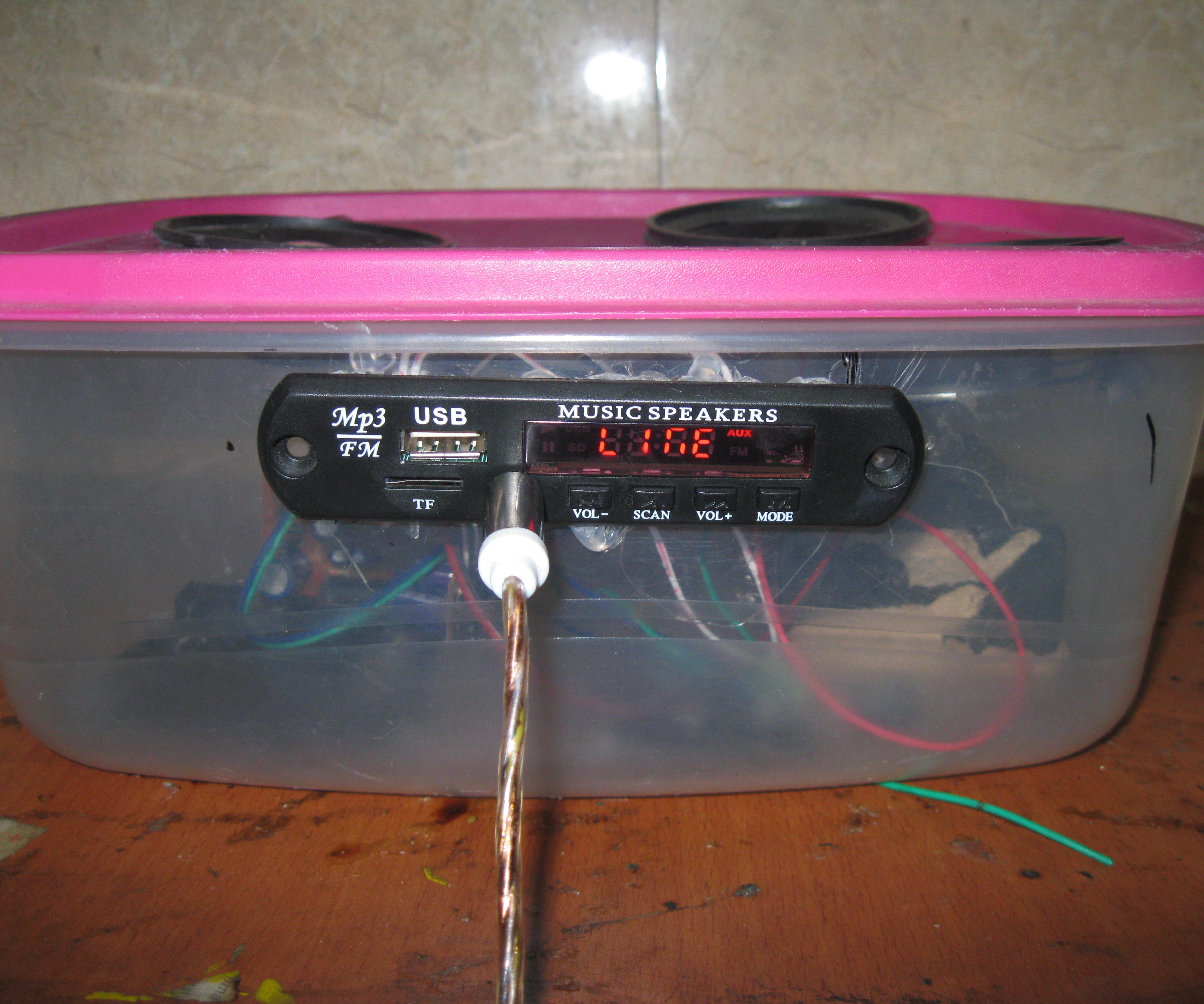 DIY CHEAPEST BOOMBOX