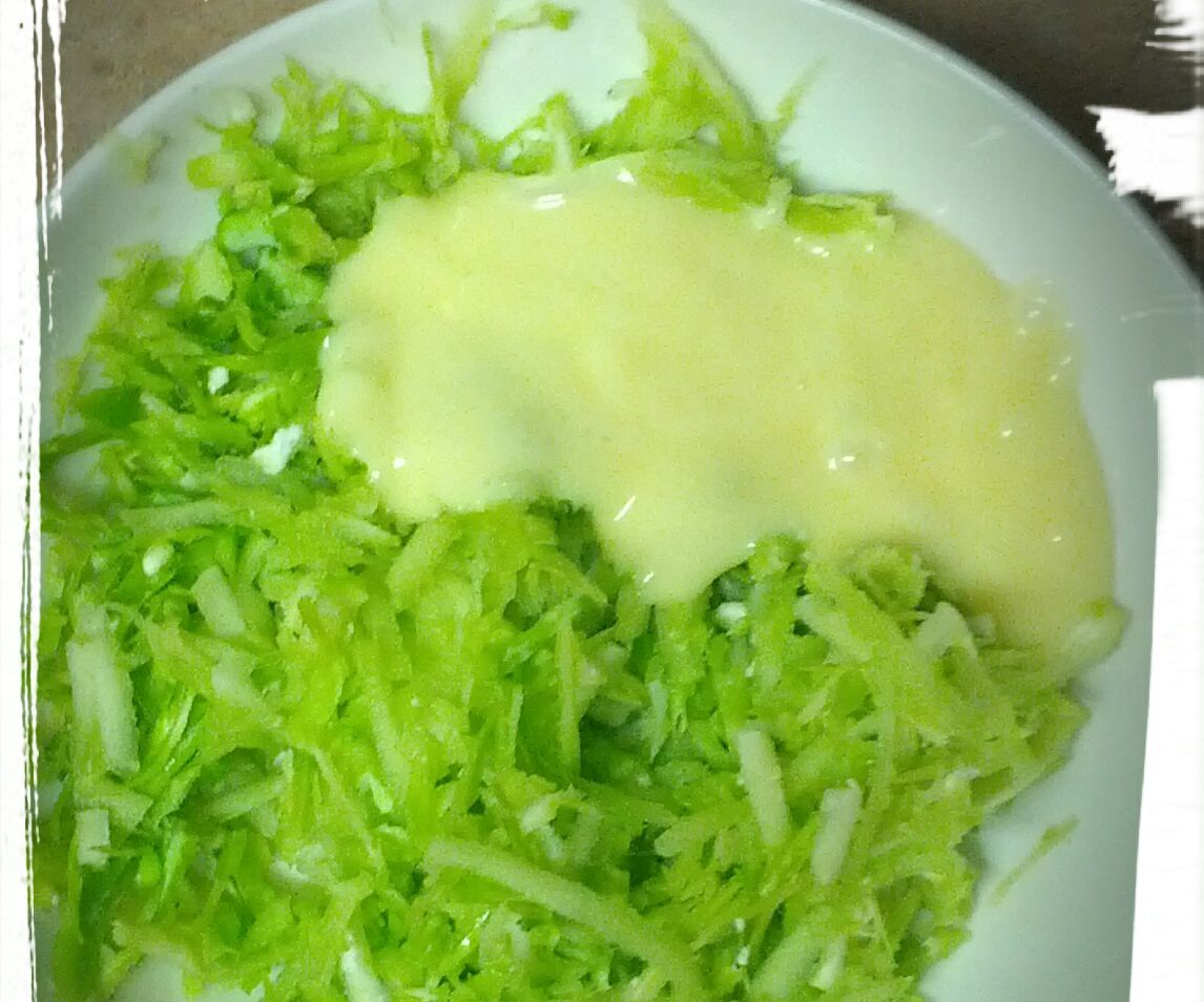 Kid-Friendly Broccoli Slaw