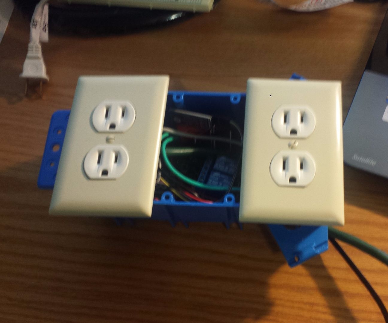 Bluetooth Controlled Outlet (Home Automation) 