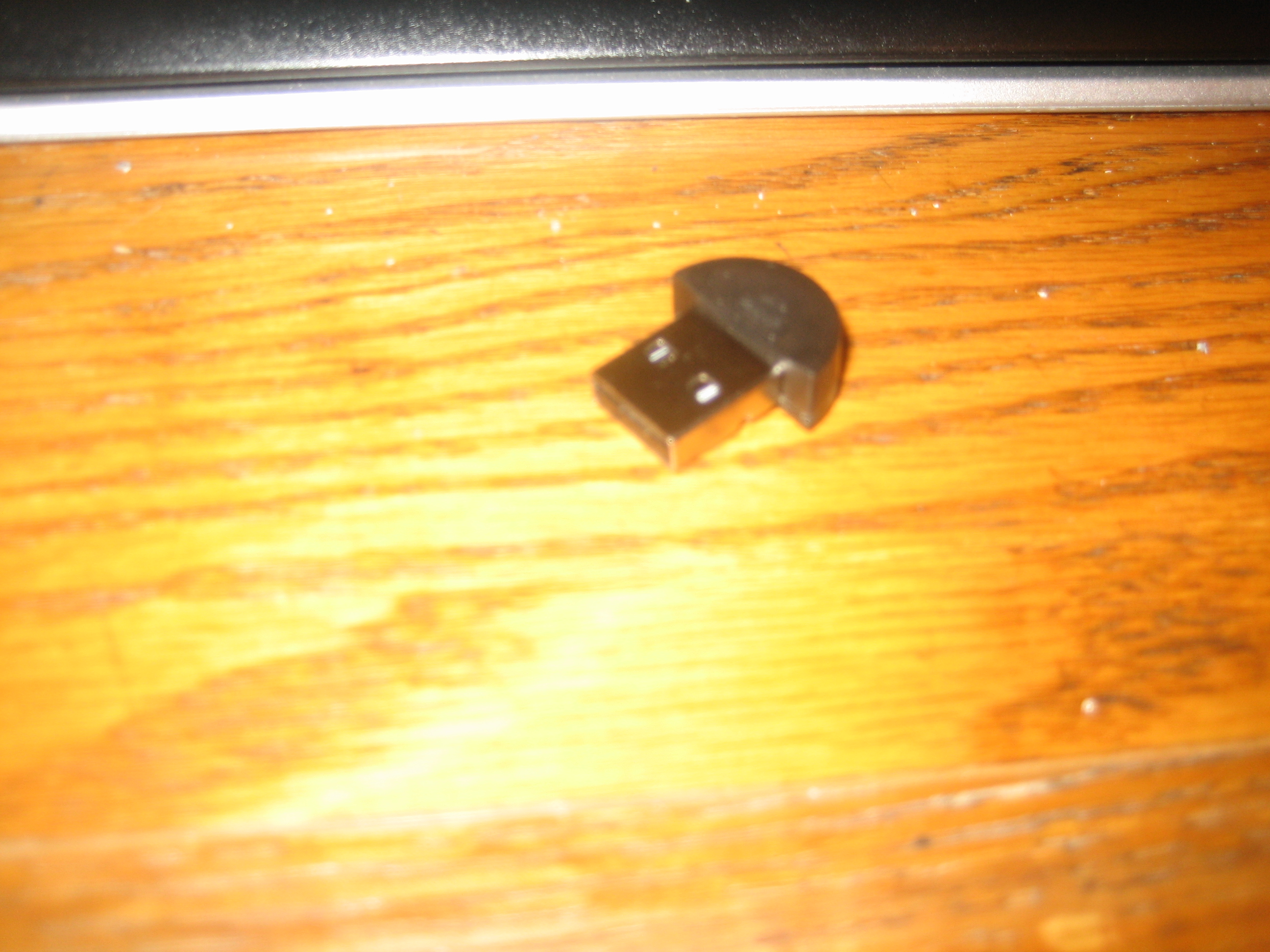 Cheapo bluetooth dongle mod.