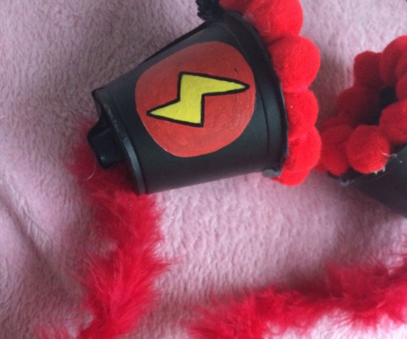 Beats by Audrey Kim and Olivia Hebert (DIY HEADPHONES)