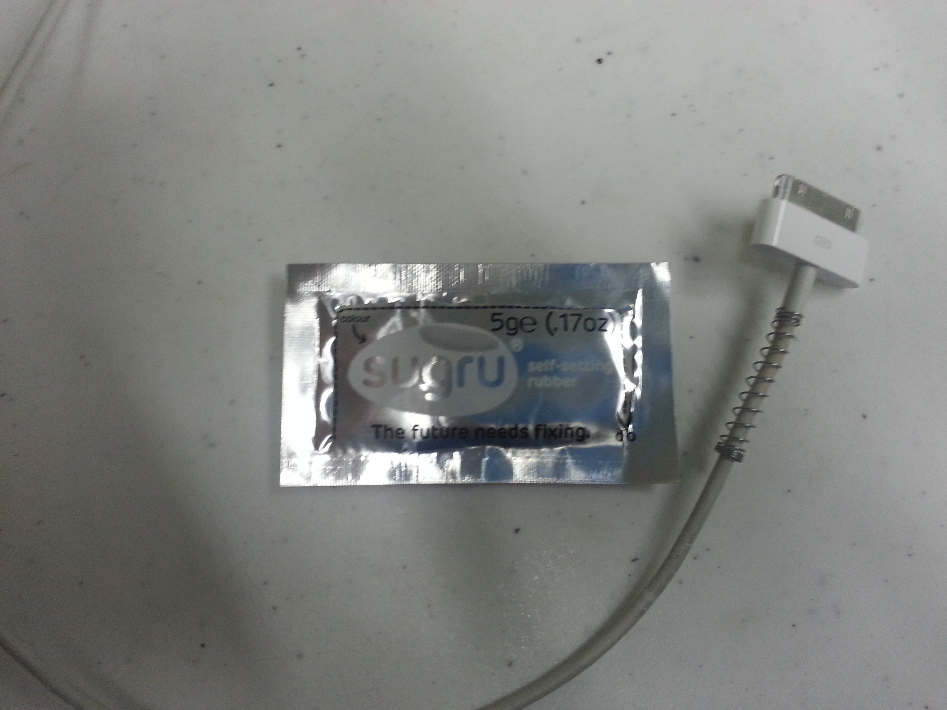 Improved Ipad Charger Cord>Sugru Night GeeksOK