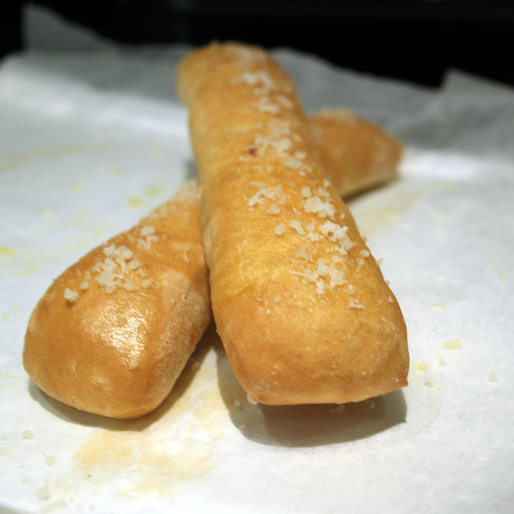 Copycat Little Caesars Crazy Bread