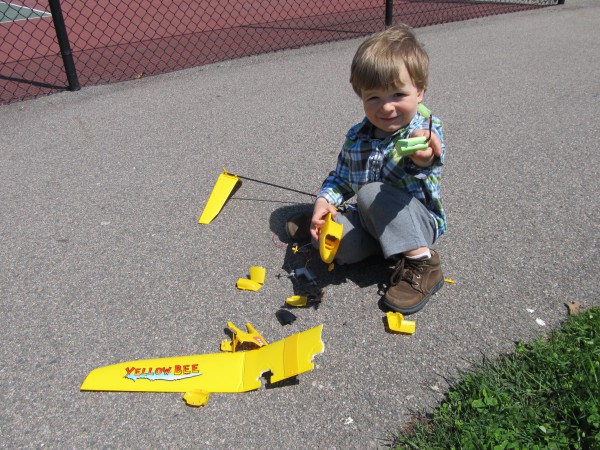 Turn an RC plane into an RC boat
