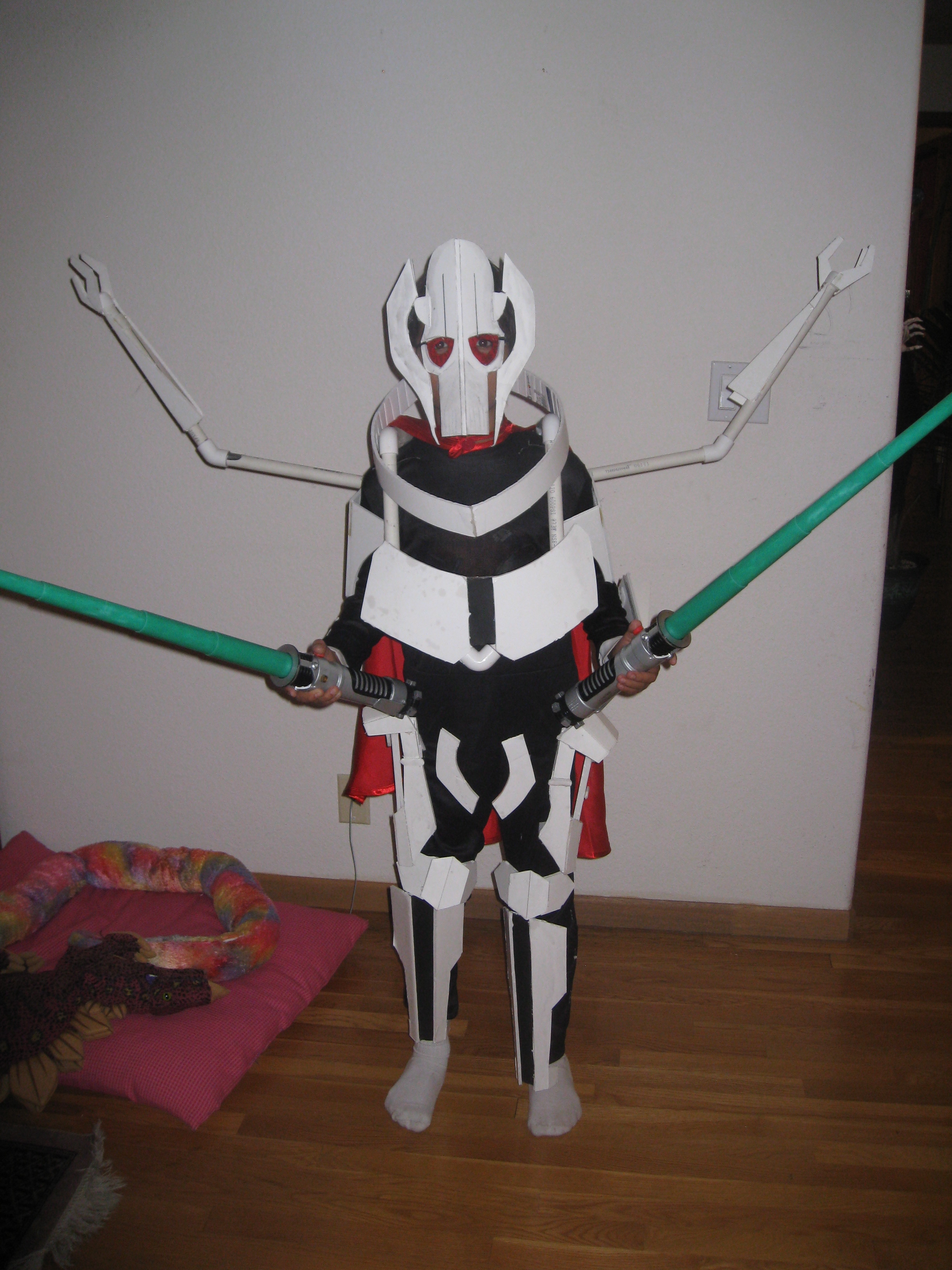 General Grievous Costume With Moving Mechanical Extra Set of Arms