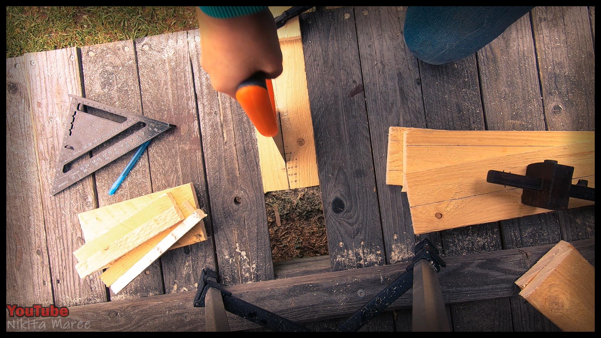 DIY planter box made from pallet wood. How to build a garden planter box. Making a plant box from palings. Woodworking (31).jpg