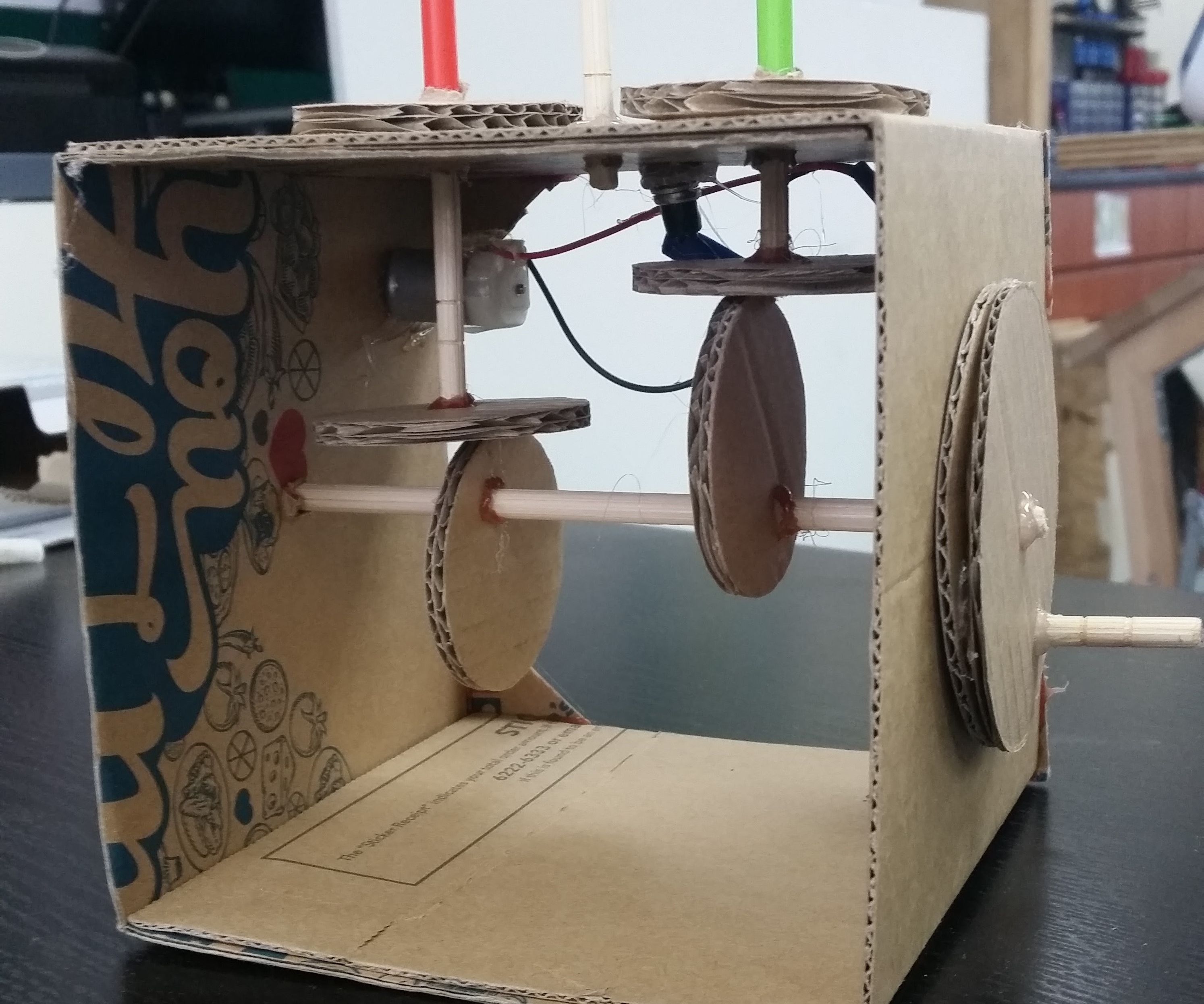 Easy Cardboard Automata Toy With a Motor