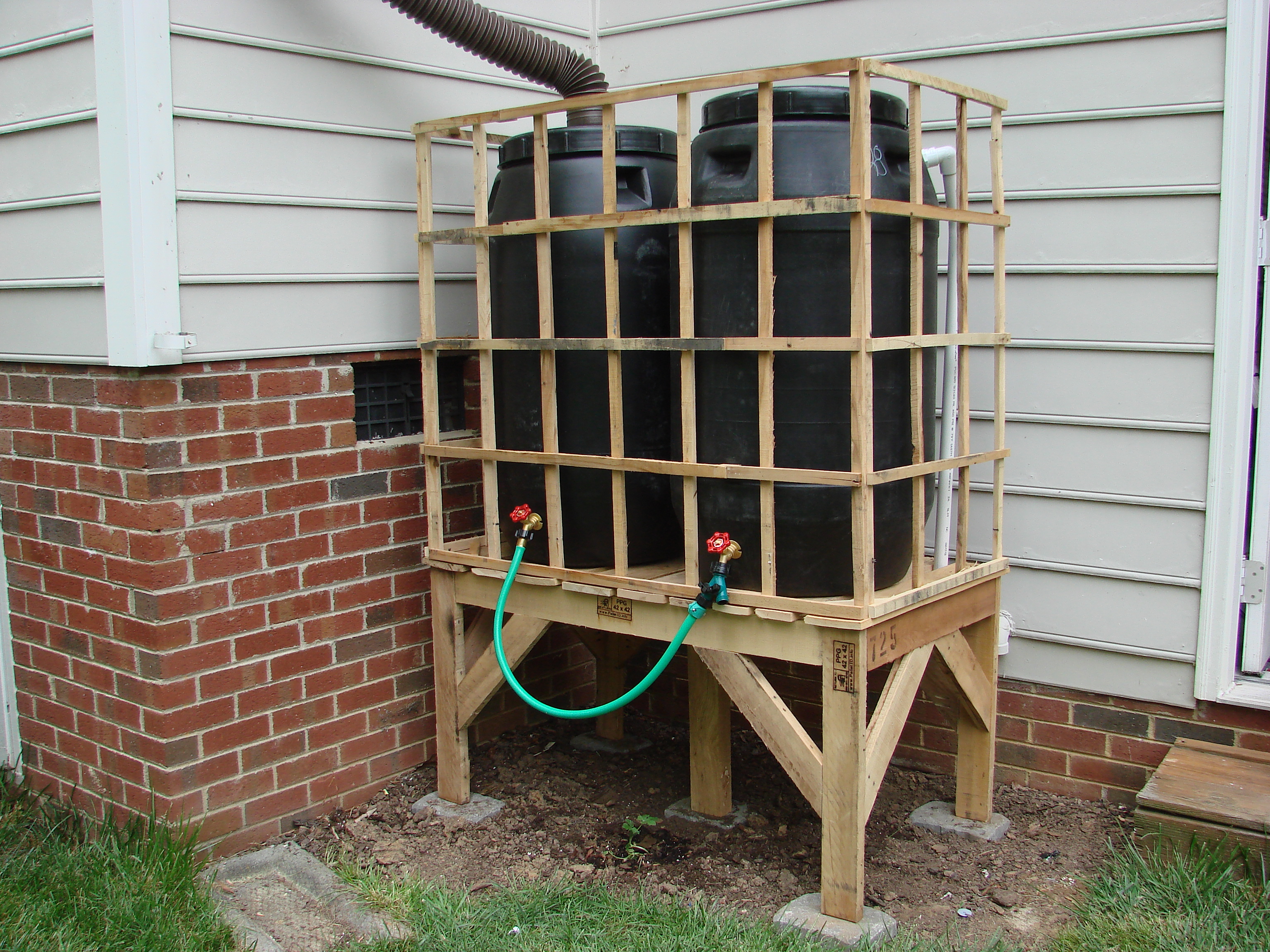 Recycled Pallet Rain Barrel Stand