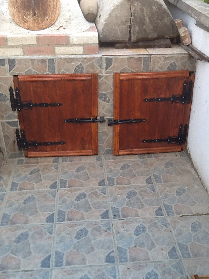 Pallet Doors