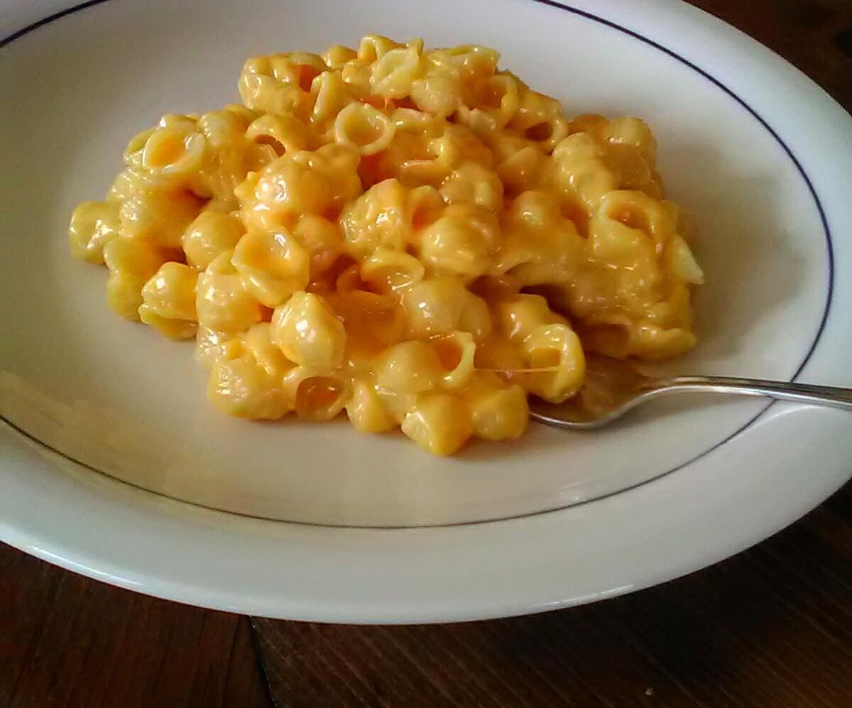 Easy Homemade Mac 'n' Cheese