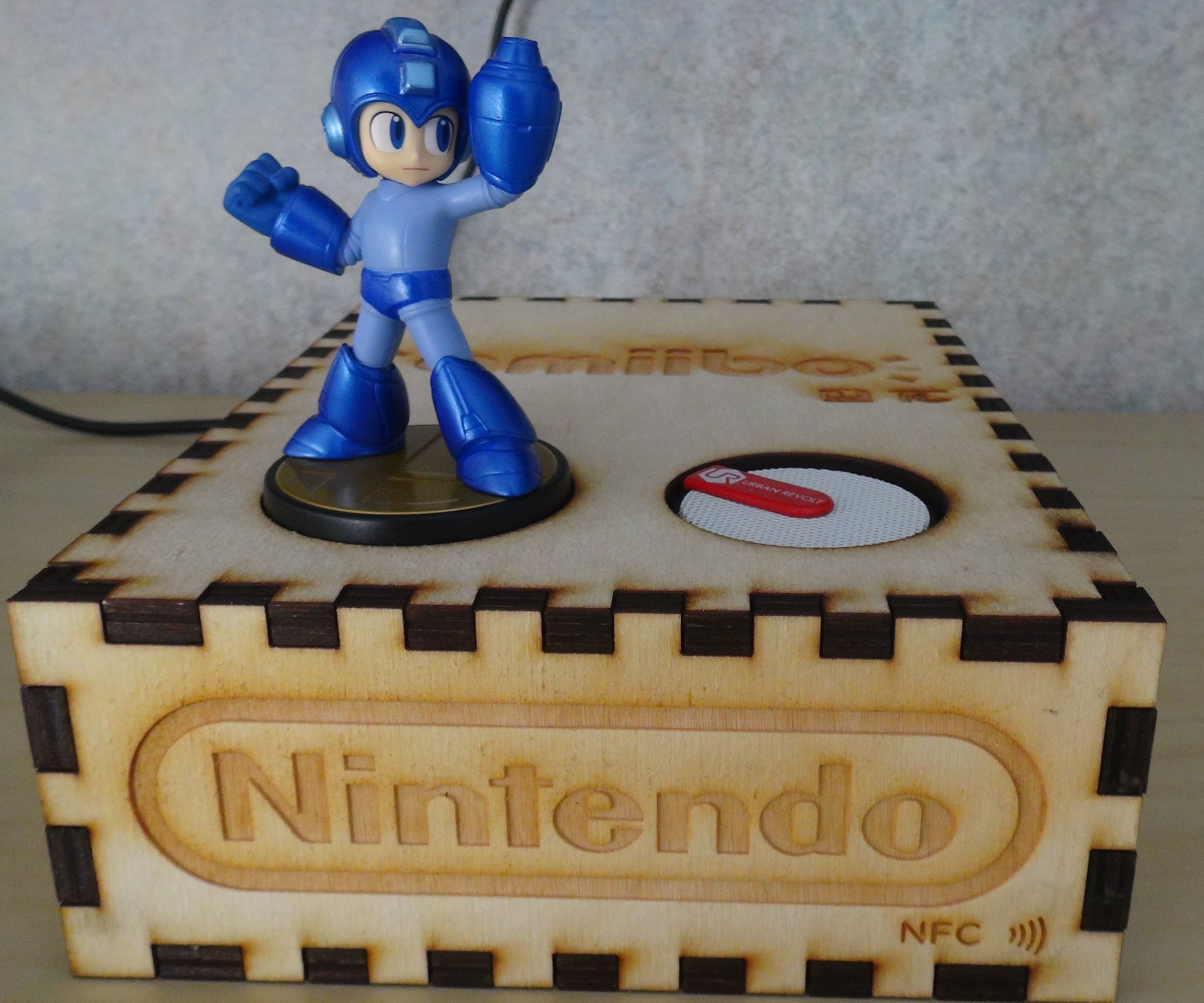 Interactive Arduino Amiibo Stand.