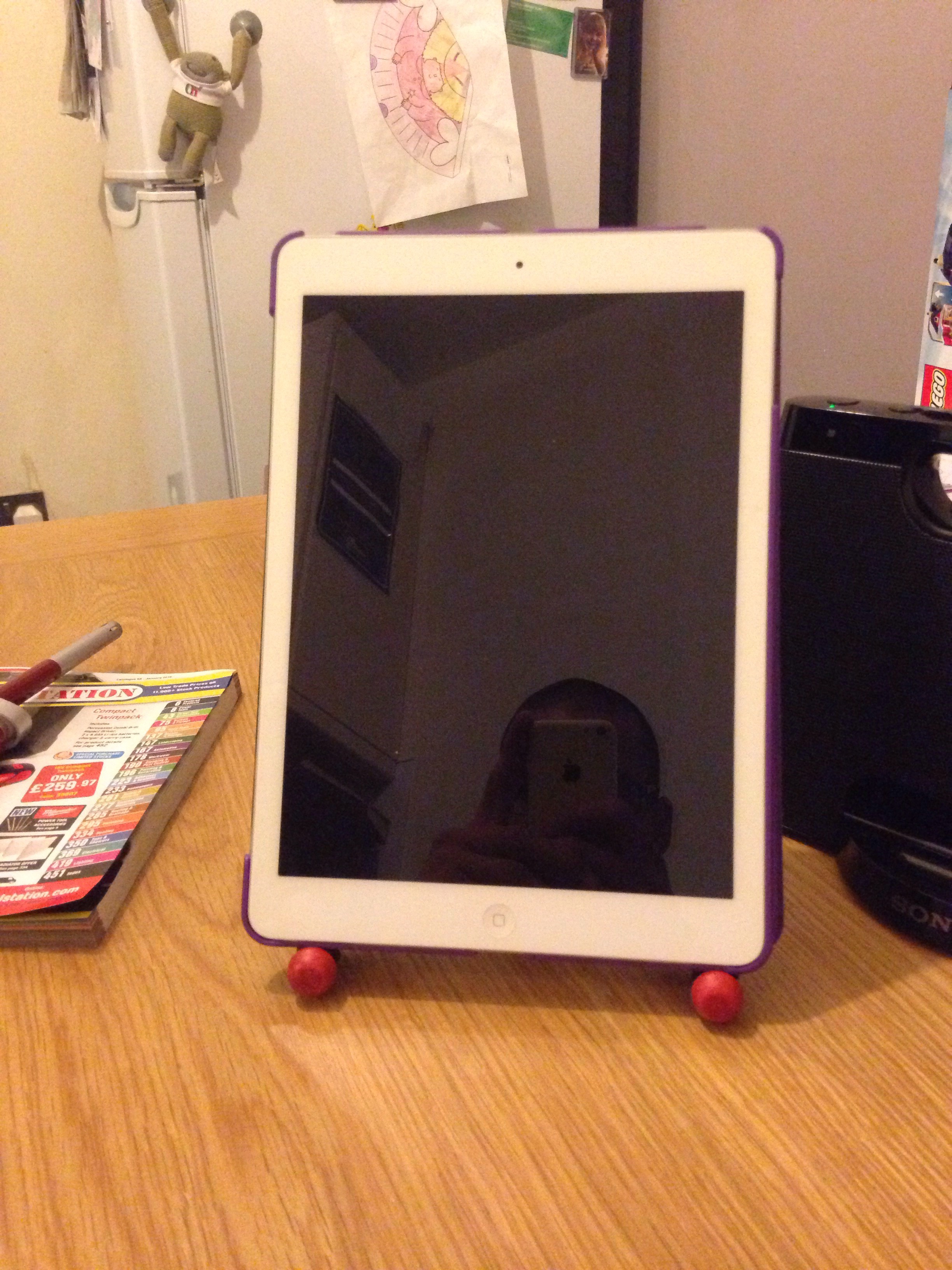 Quick iPad Stand