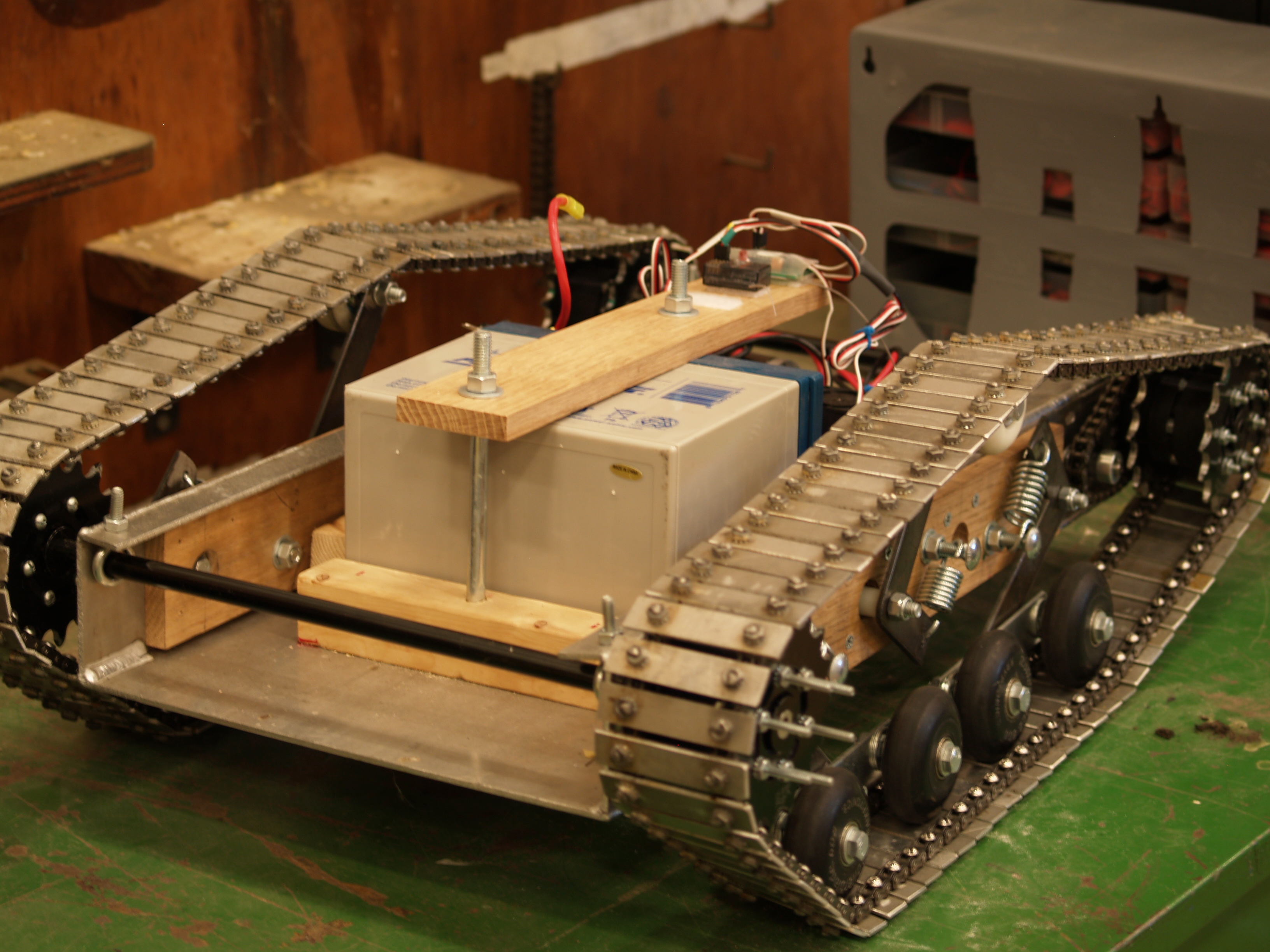 DIY Heavy Class R/c vehicle- (electronics)