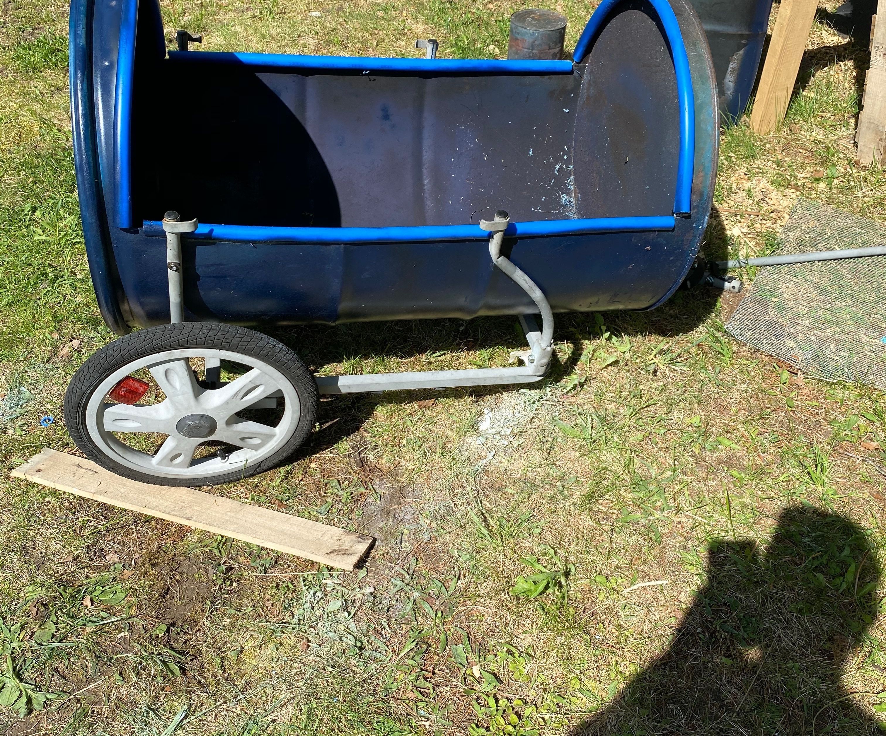 DIY Wheelbarrow 