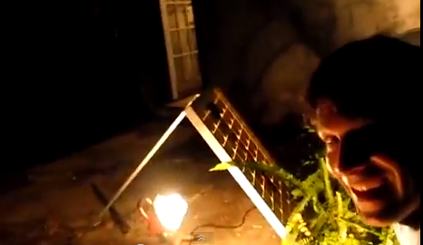 SELF POWERED LIGHT DIY POWER APRIL 1, 2013