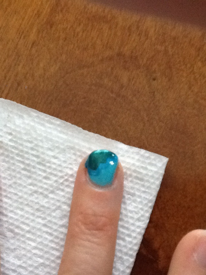 Cloud Style Nail Art