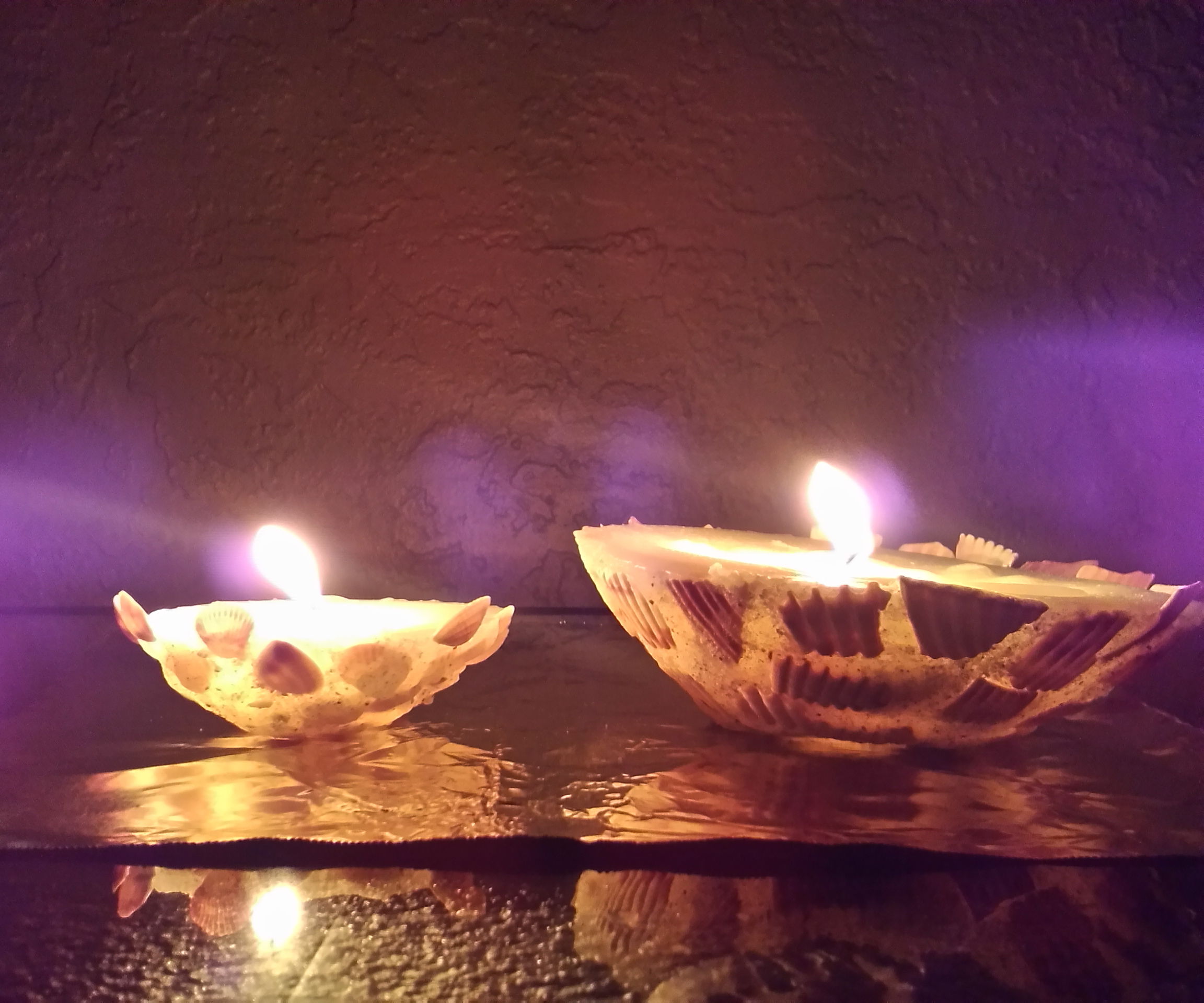 Let's make beach candles!
