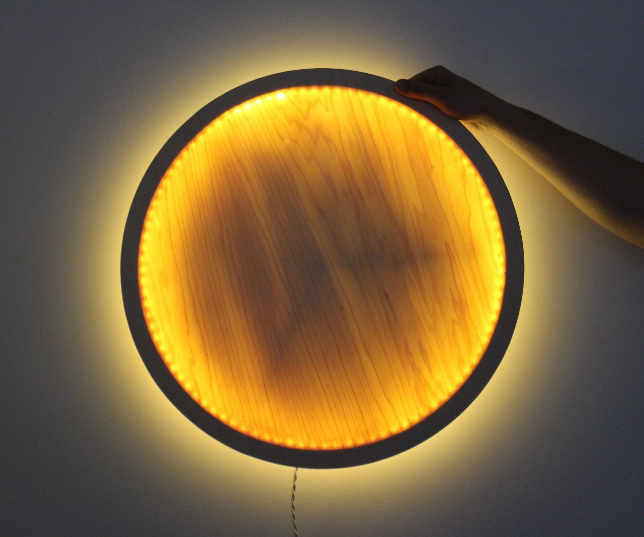 Eclipse Lamp