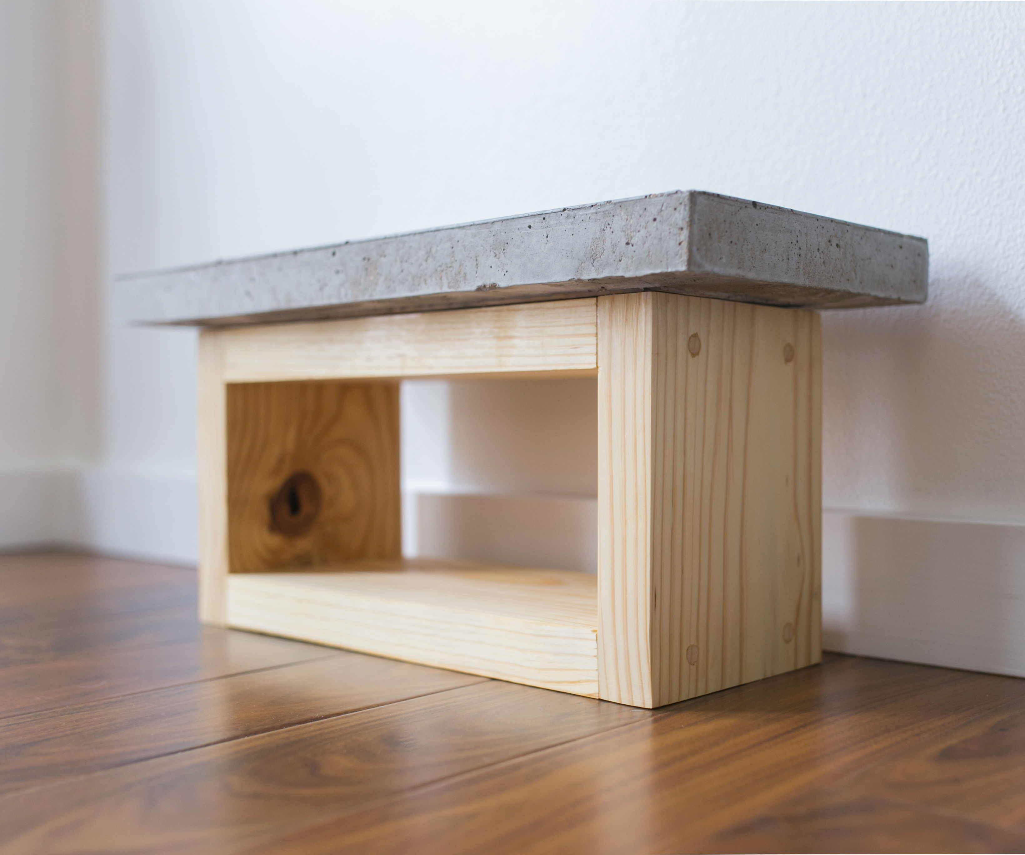 DIY Concrete/Wood Dog Bowl Stand