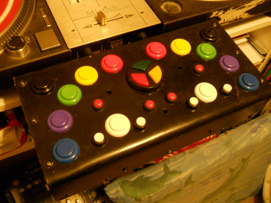 Arcade style DJ MIDI controller
