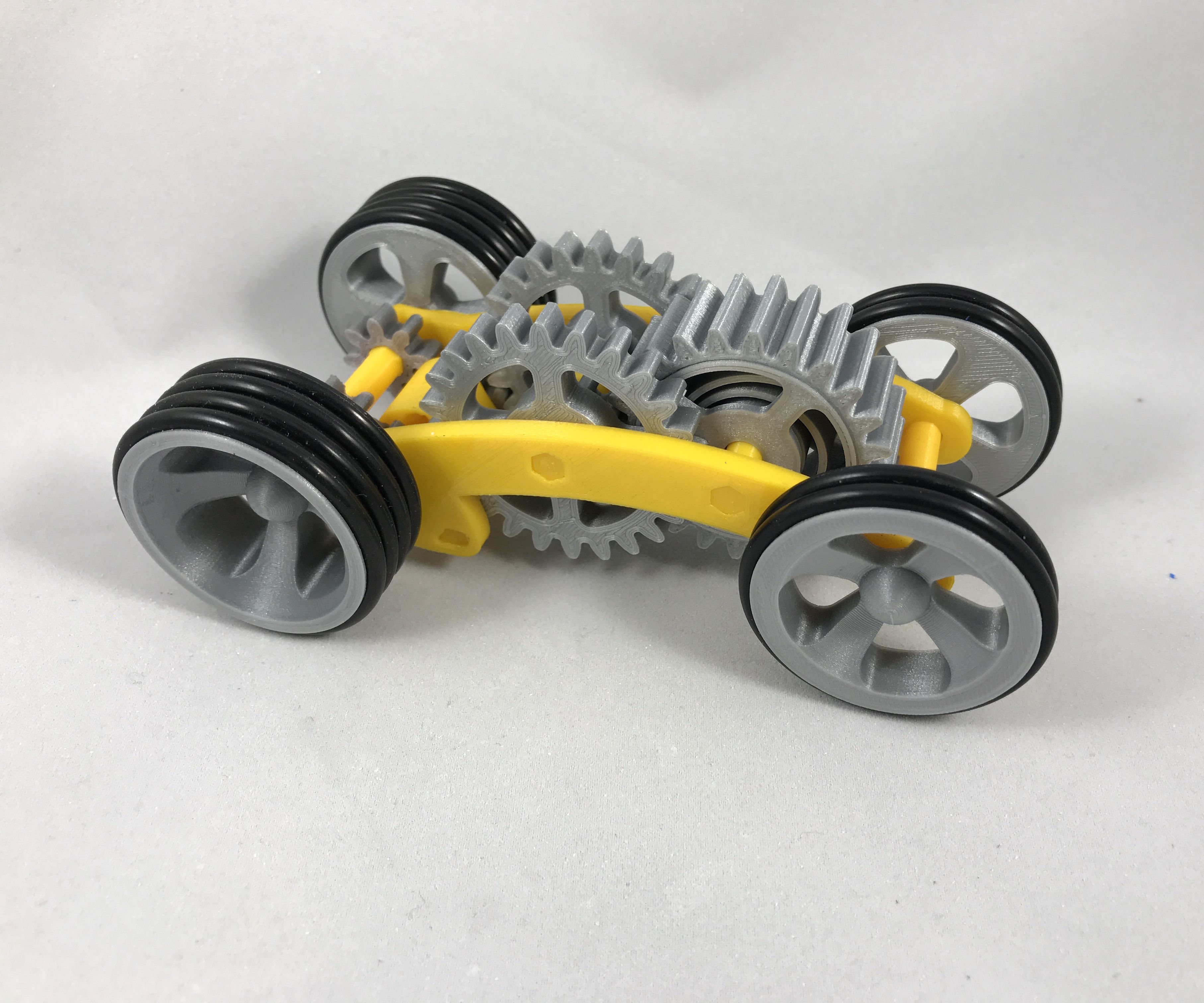 Tabletop Pull Back Tri-Mode Spring Motor Rolling Chassis