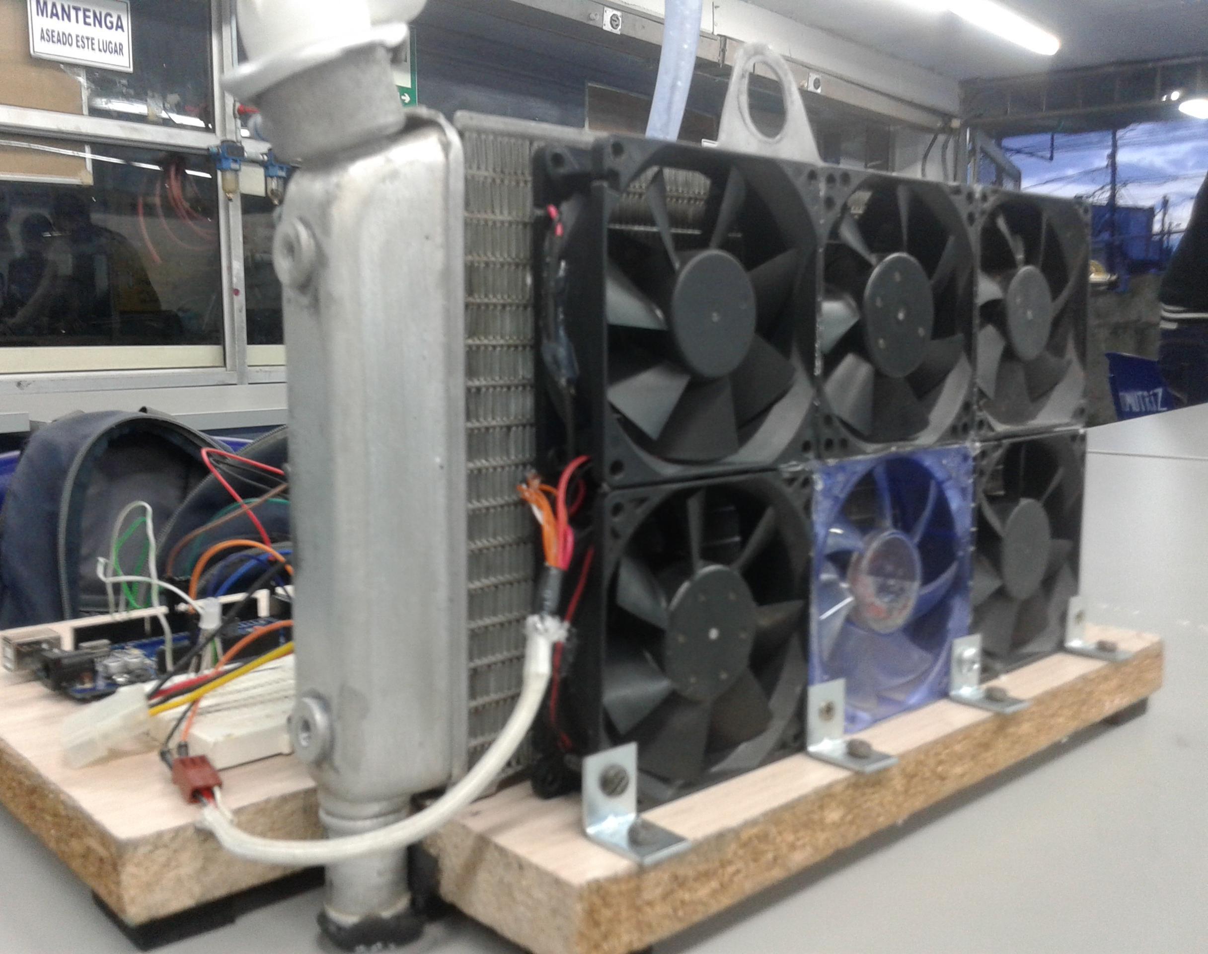 Sistema De Refrigeración De Un Auto (car Cooling System)