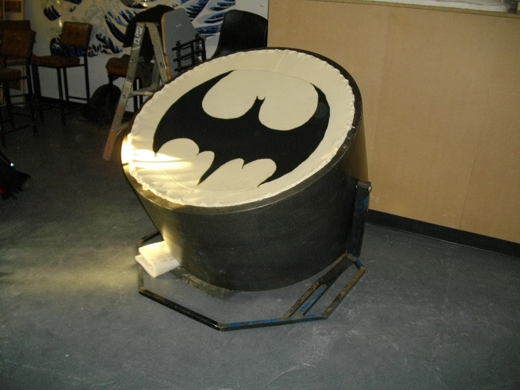 Bat-signal Papasan Chair