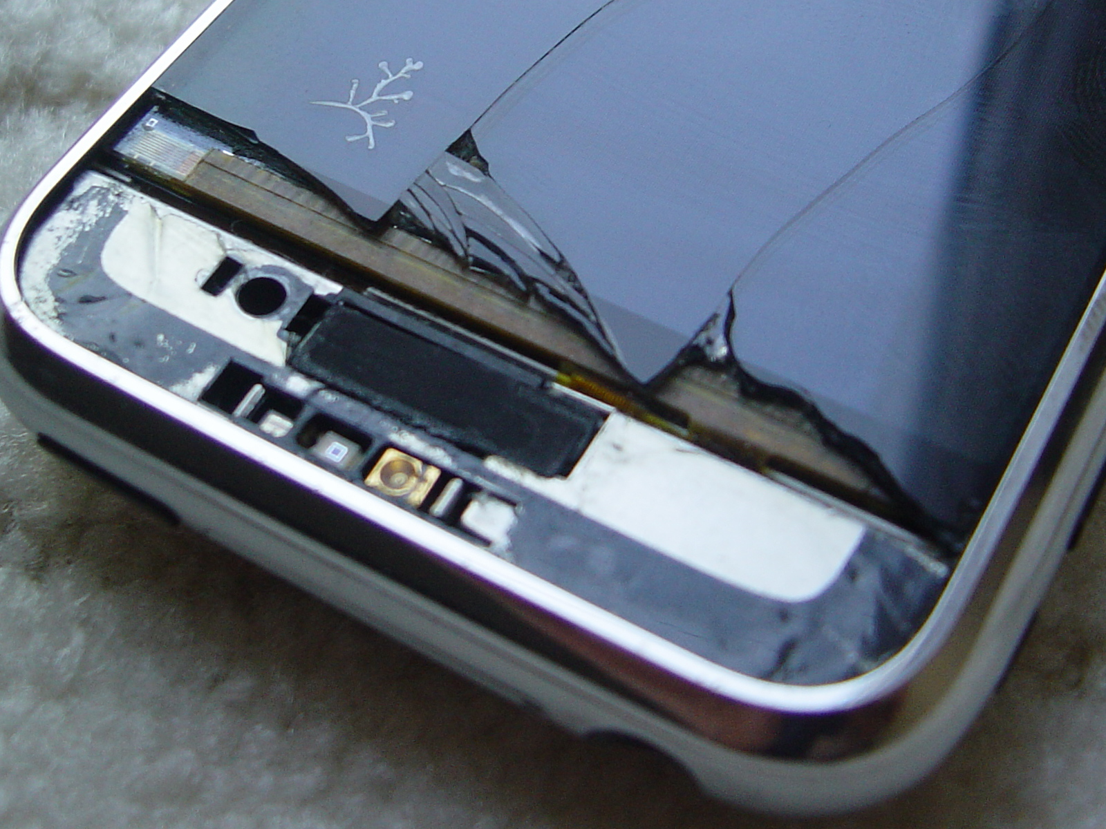 iPhone 2G screen repair DIY