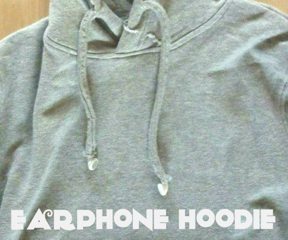 Drawstring earphones