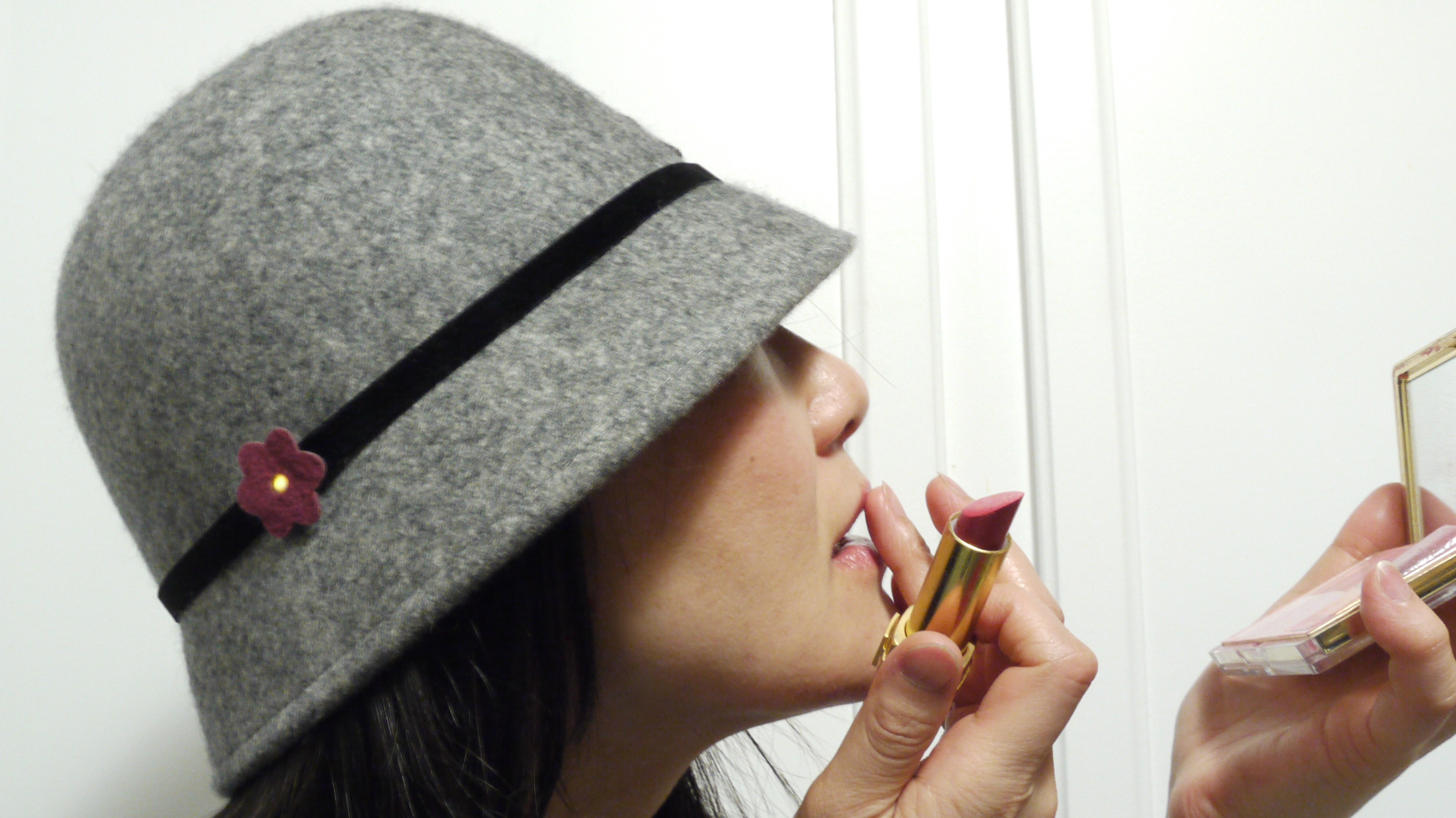 etextiles - Glam up a  felt cloche hat in under 10 minutes