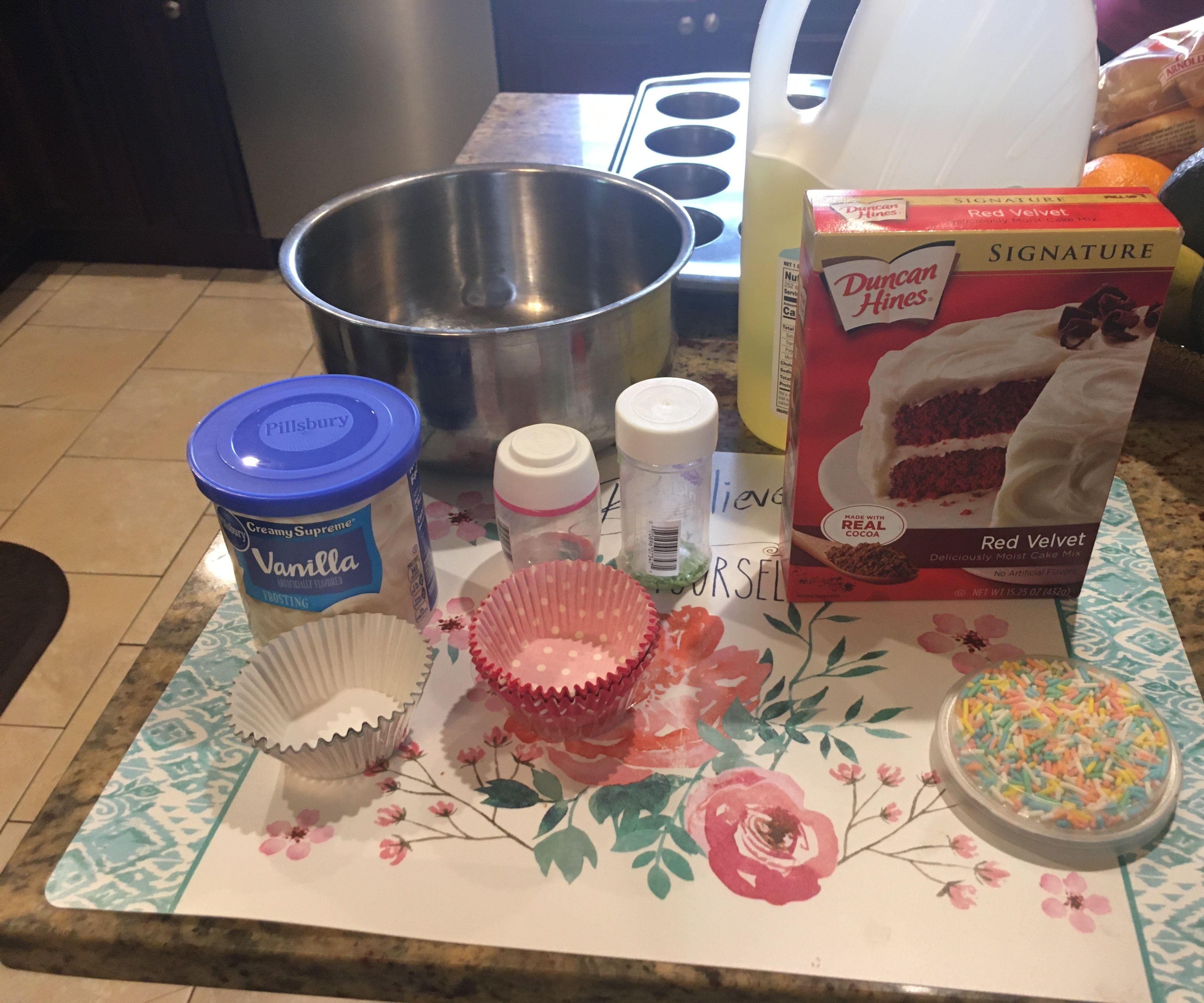How to Make Velvet and Jello Combo?